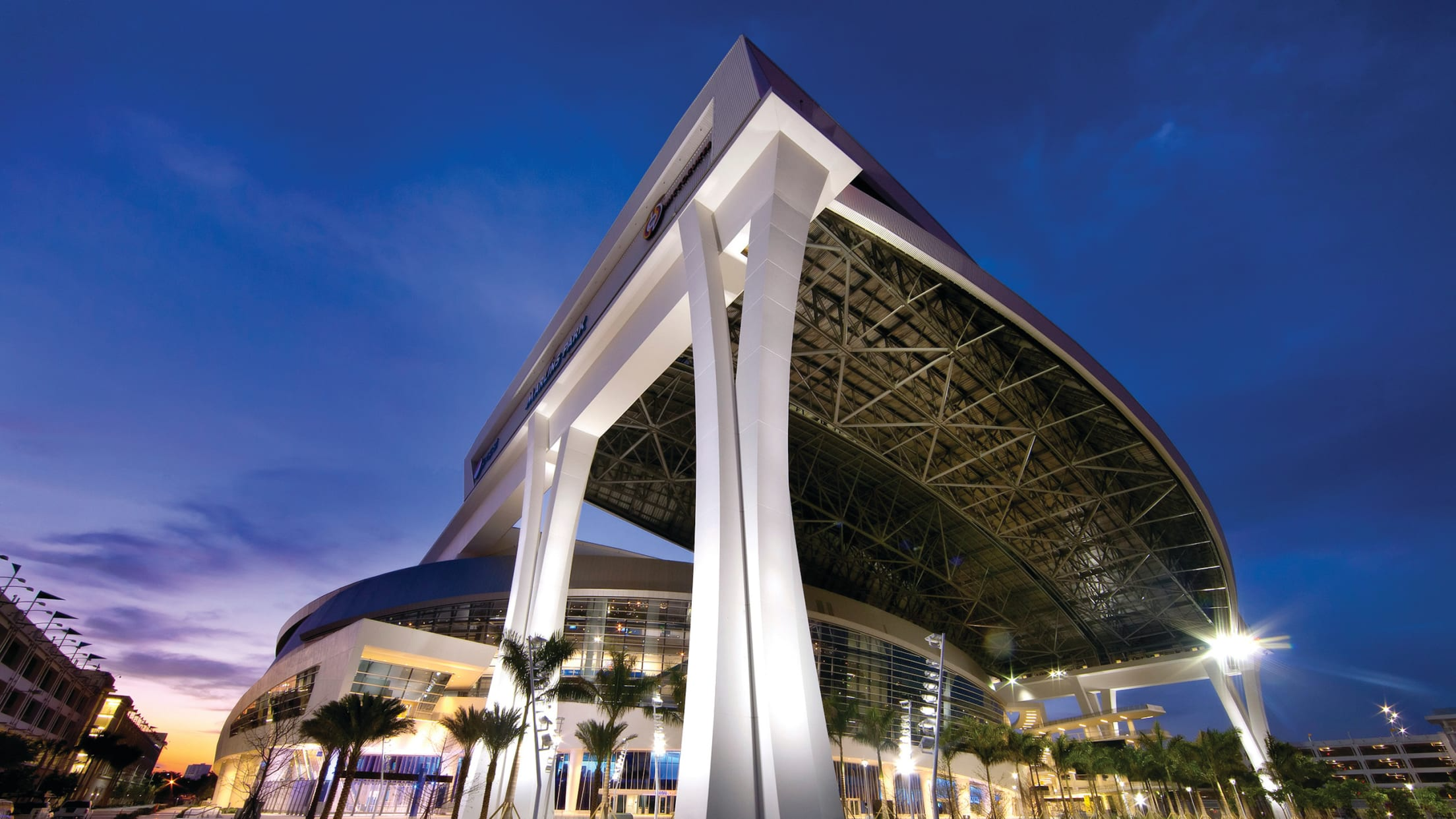 LoanDepot Park Miami Marlins