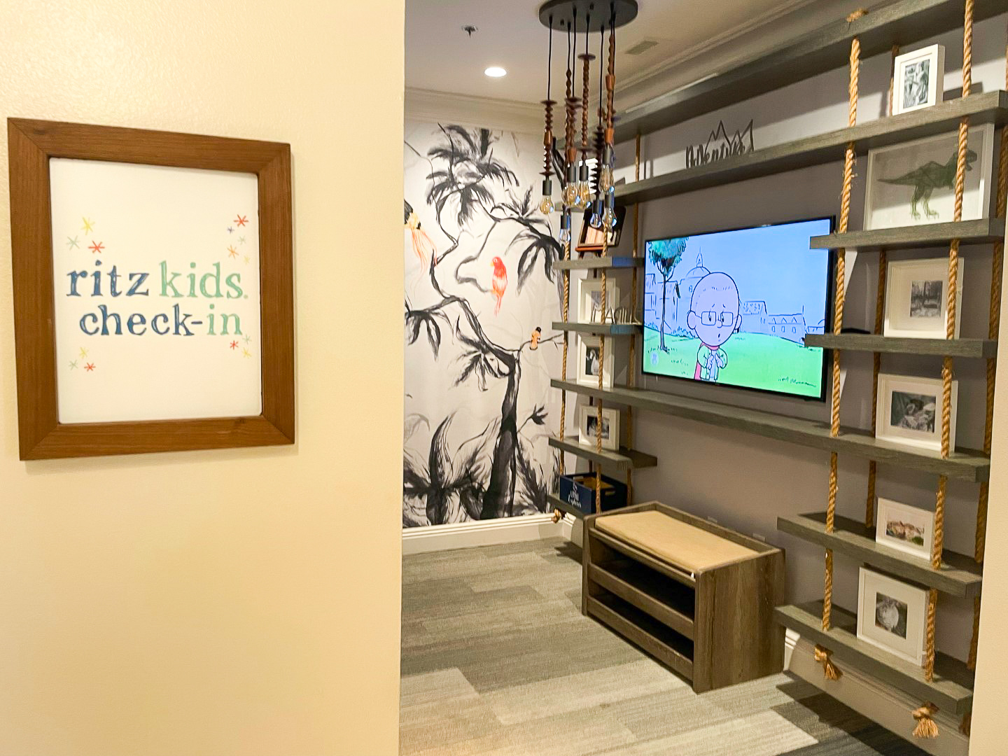 Ritz Carlton Orlando Grande Lakes Ritz Kids Check In