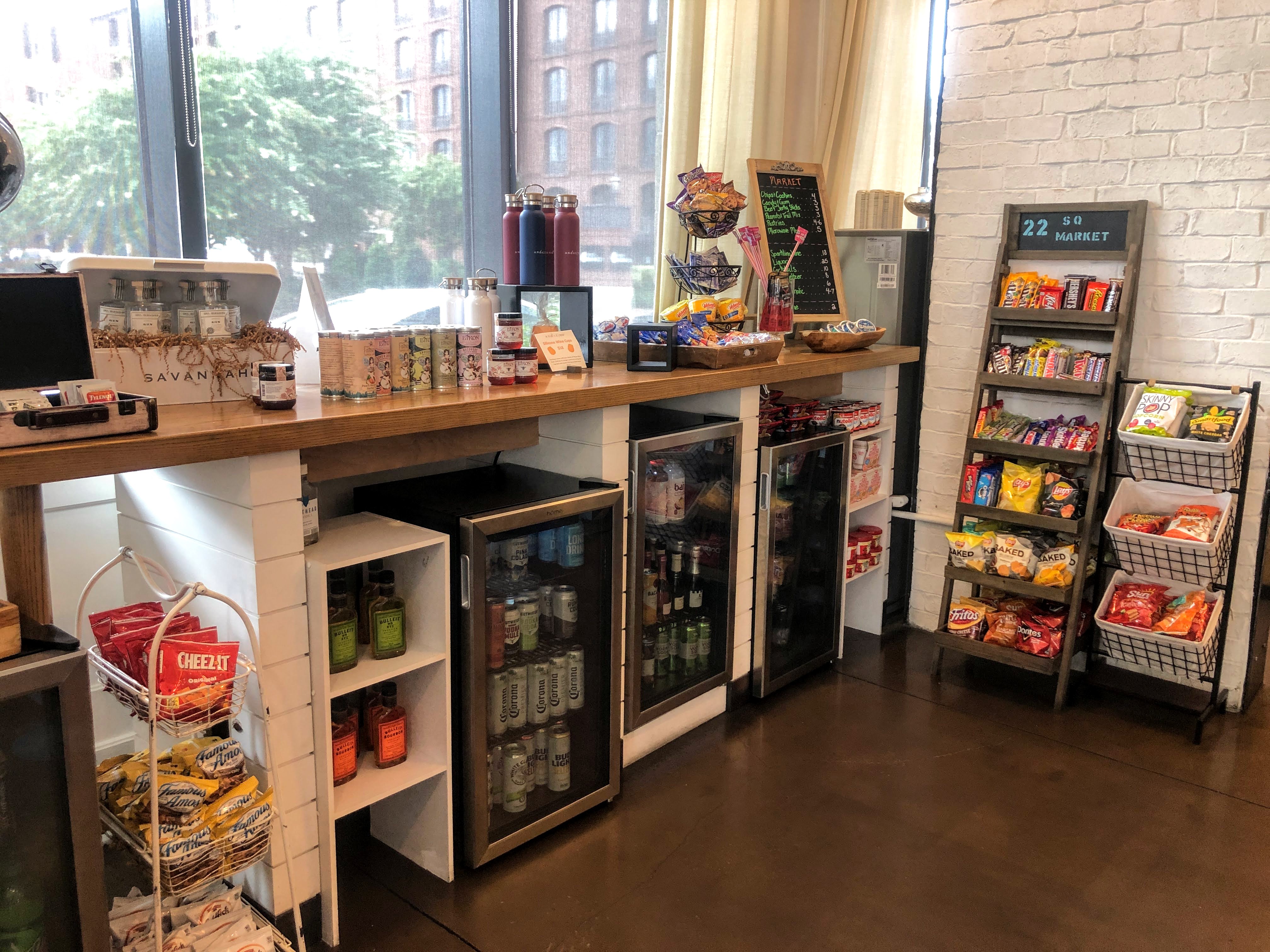 22 Square Market at Andaz Savannah