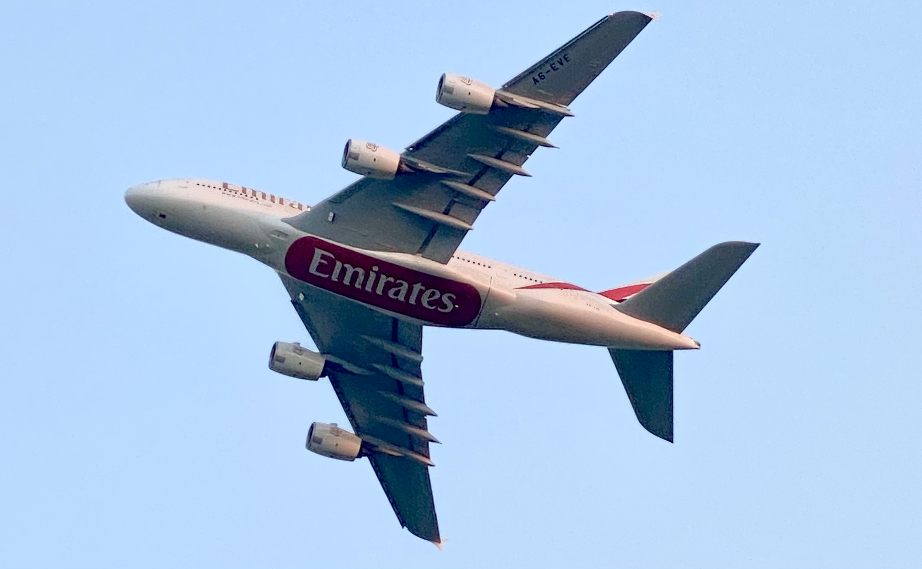Emirates A380 A6-EVE