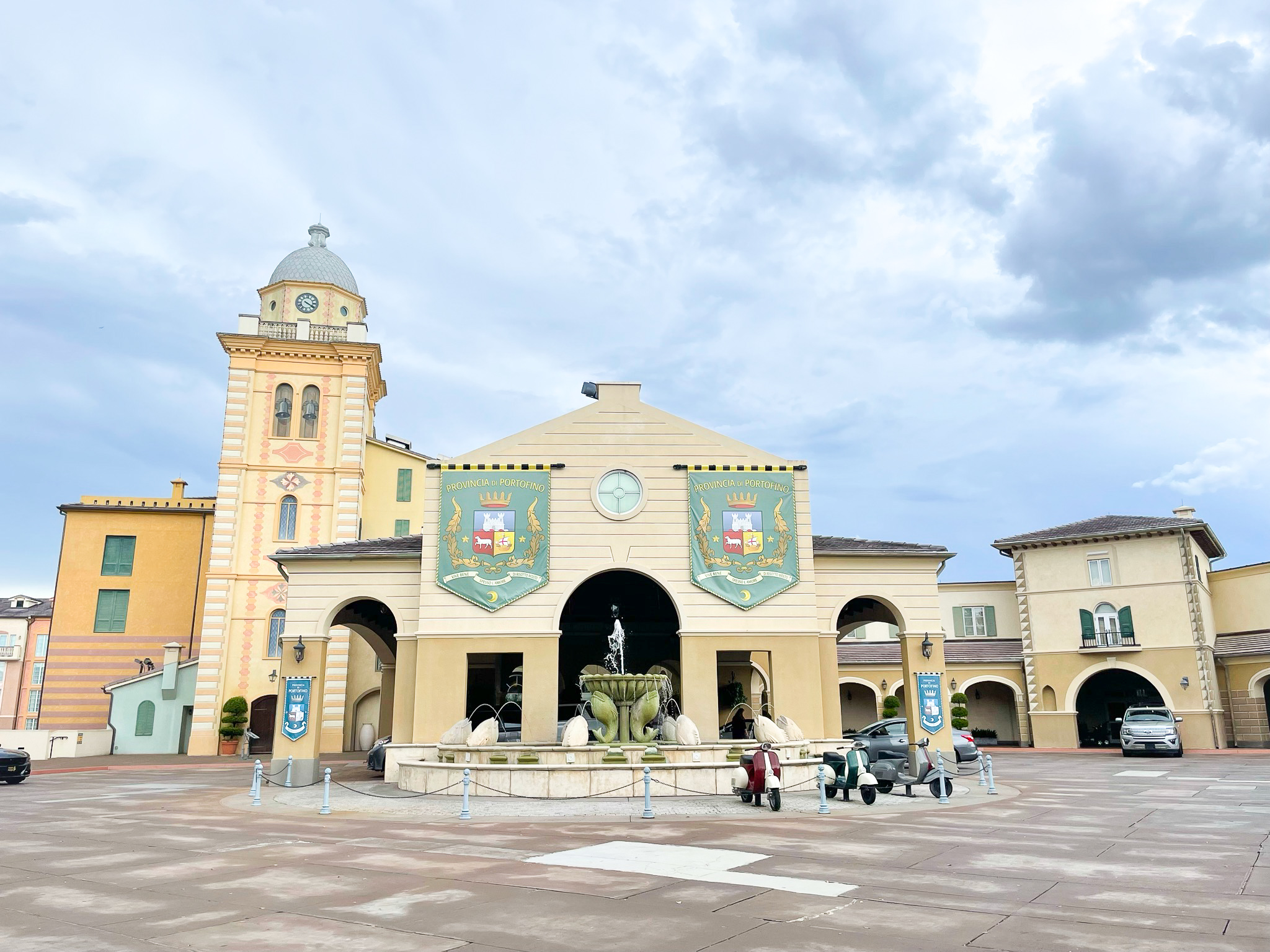 Loews Portofino Bay Orlando driveway valet