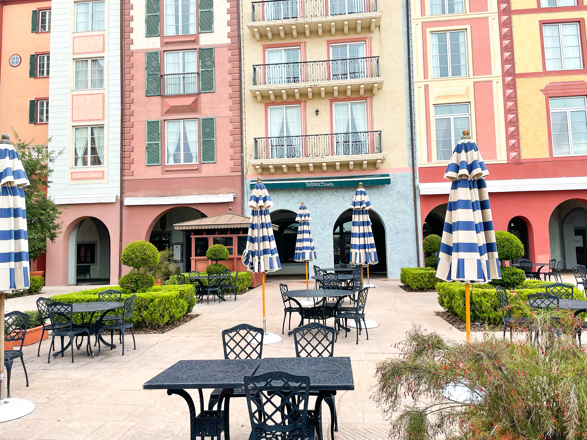 Loews Portofino Bay Orlando outdoor tables