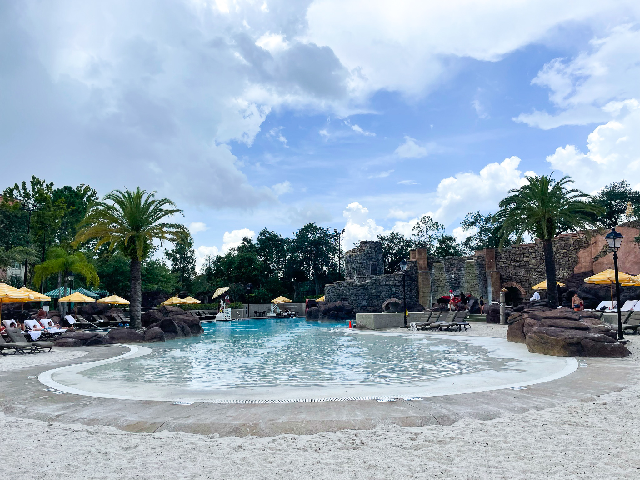 Loews Portofino Bay Orlando zero entry pool