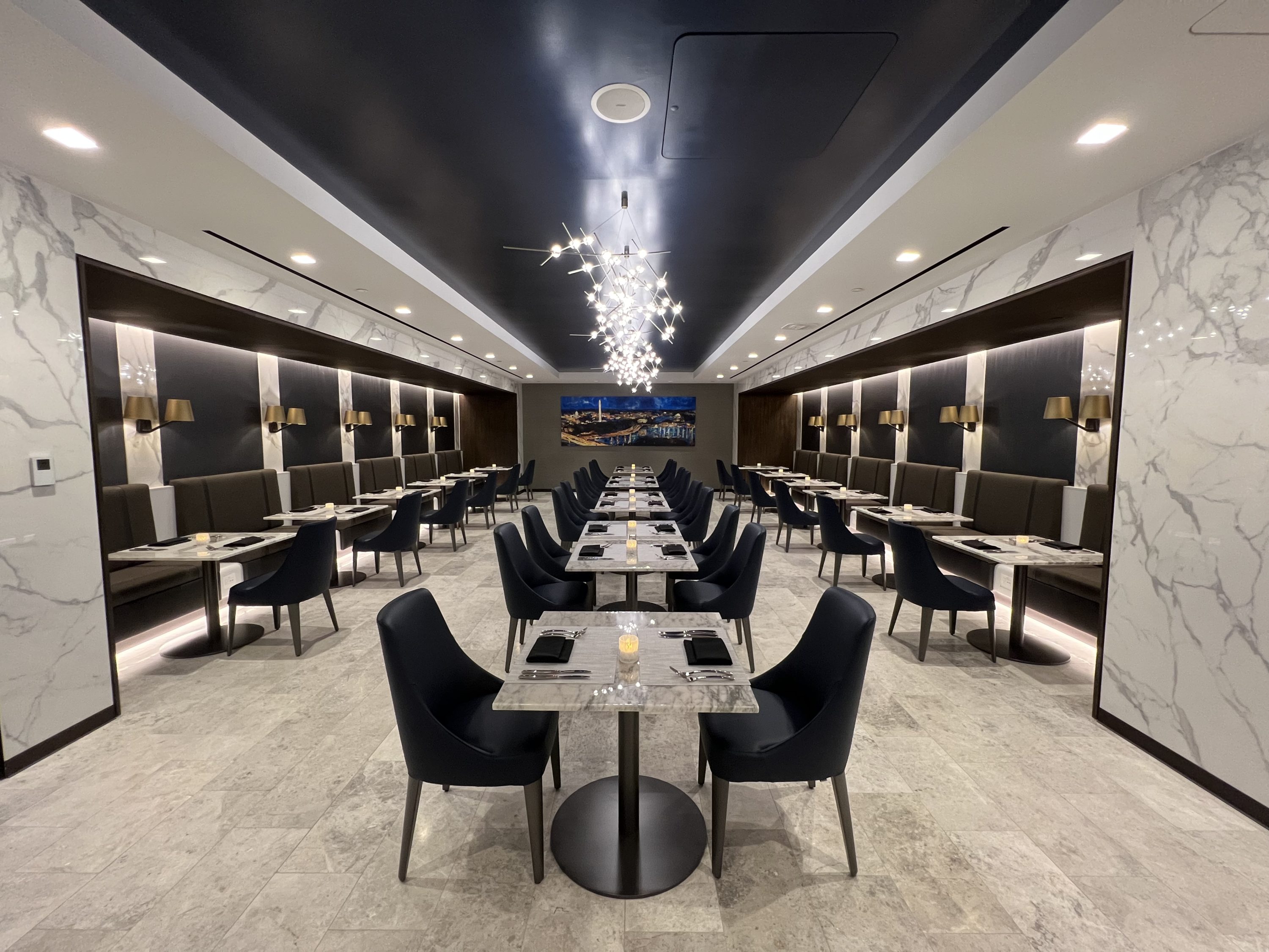 IAD Polaris Lounge Dining Area