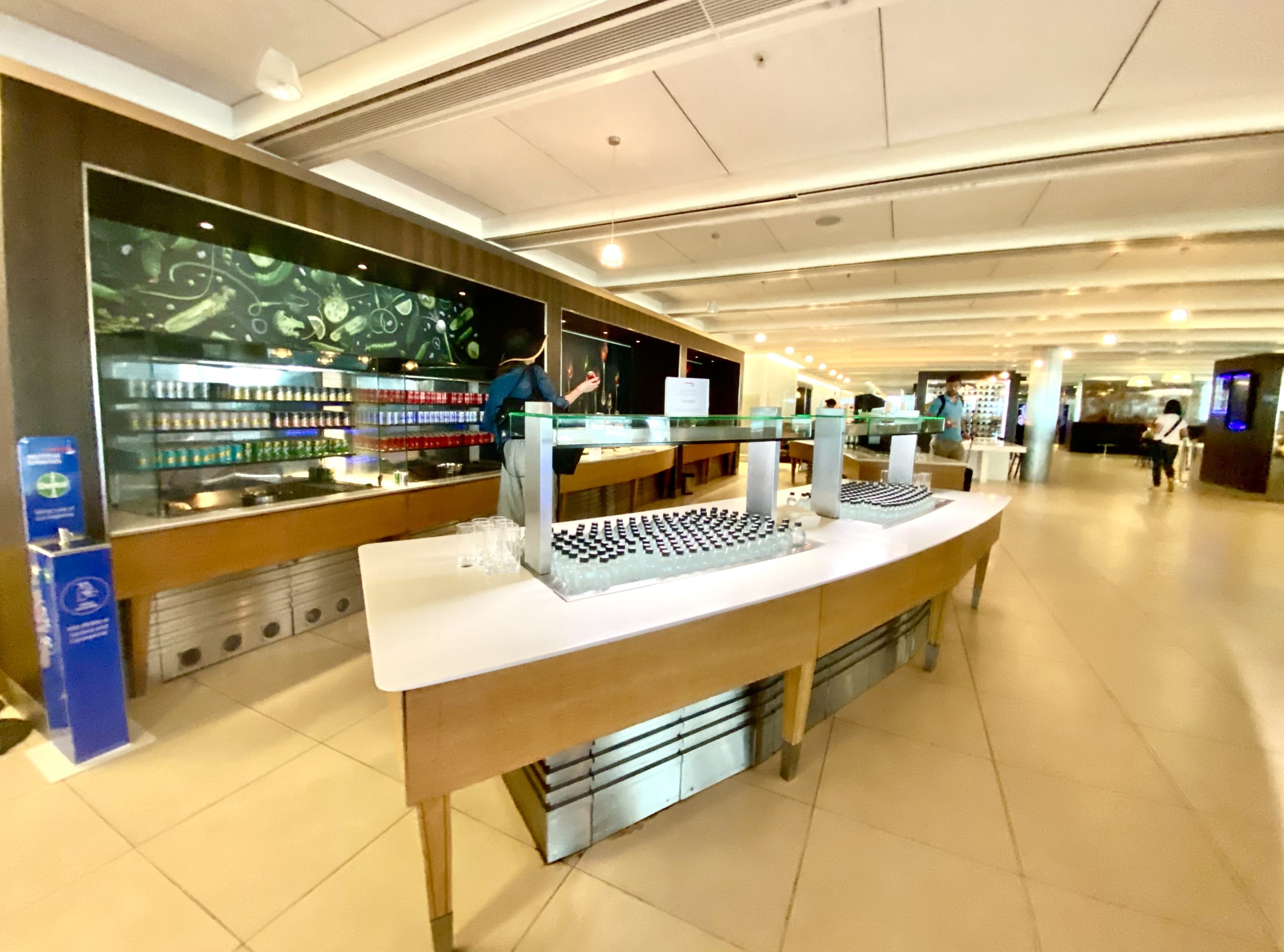 British Airways Galleries South Lounge help-yourself-drinks