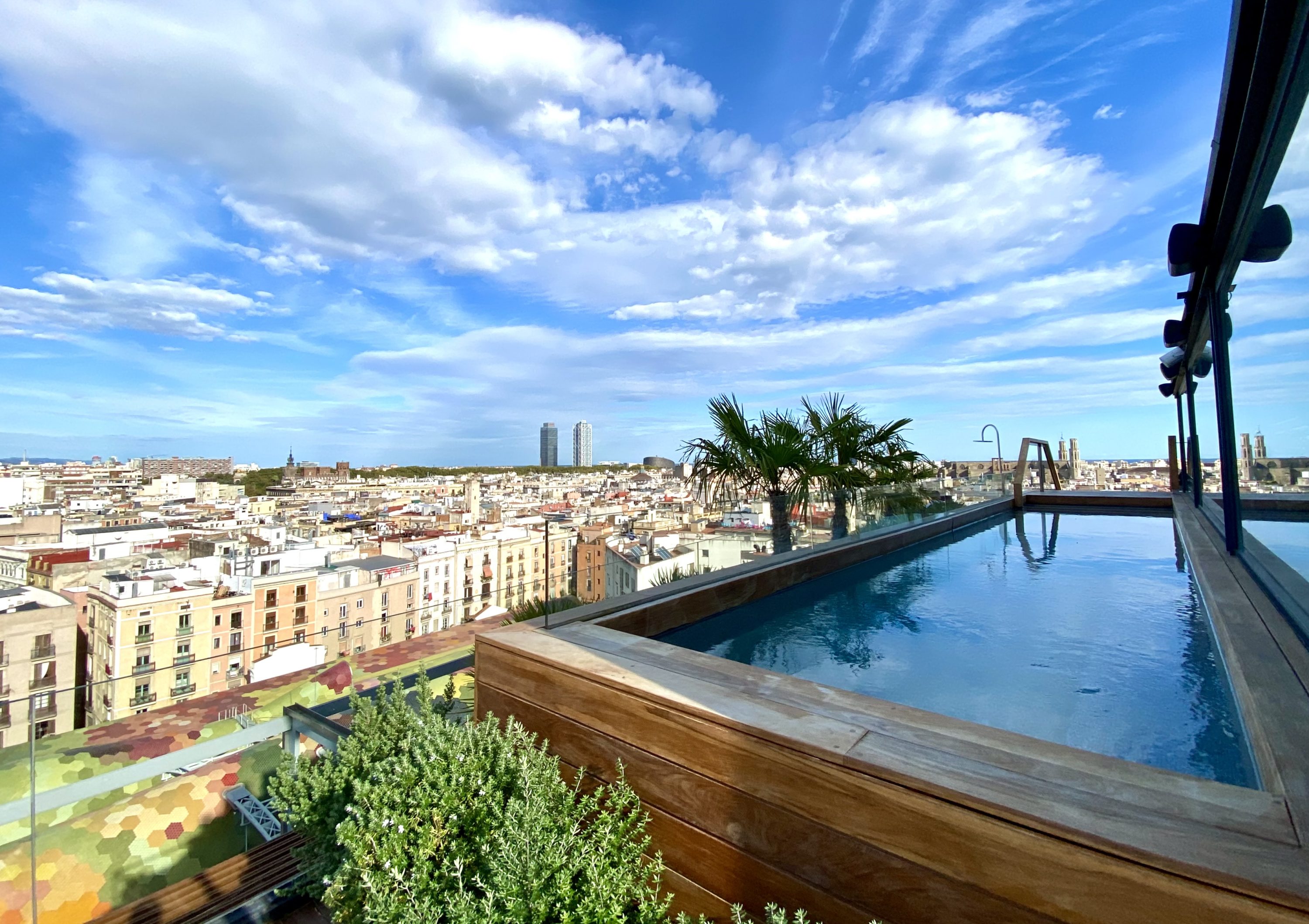 The Barcelona EDITION the pool