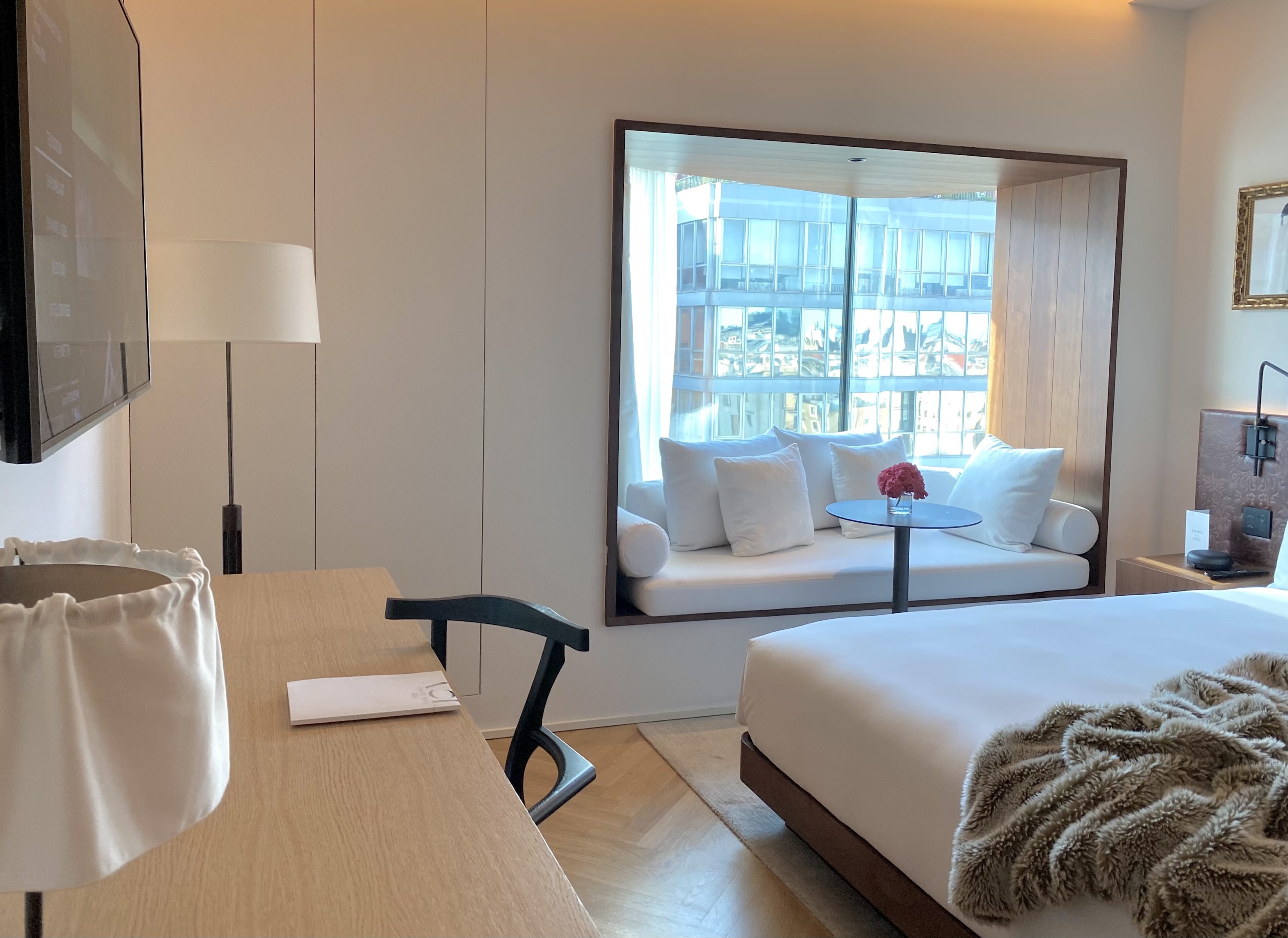 The Barcelona EDITION Deluxe Room 805 