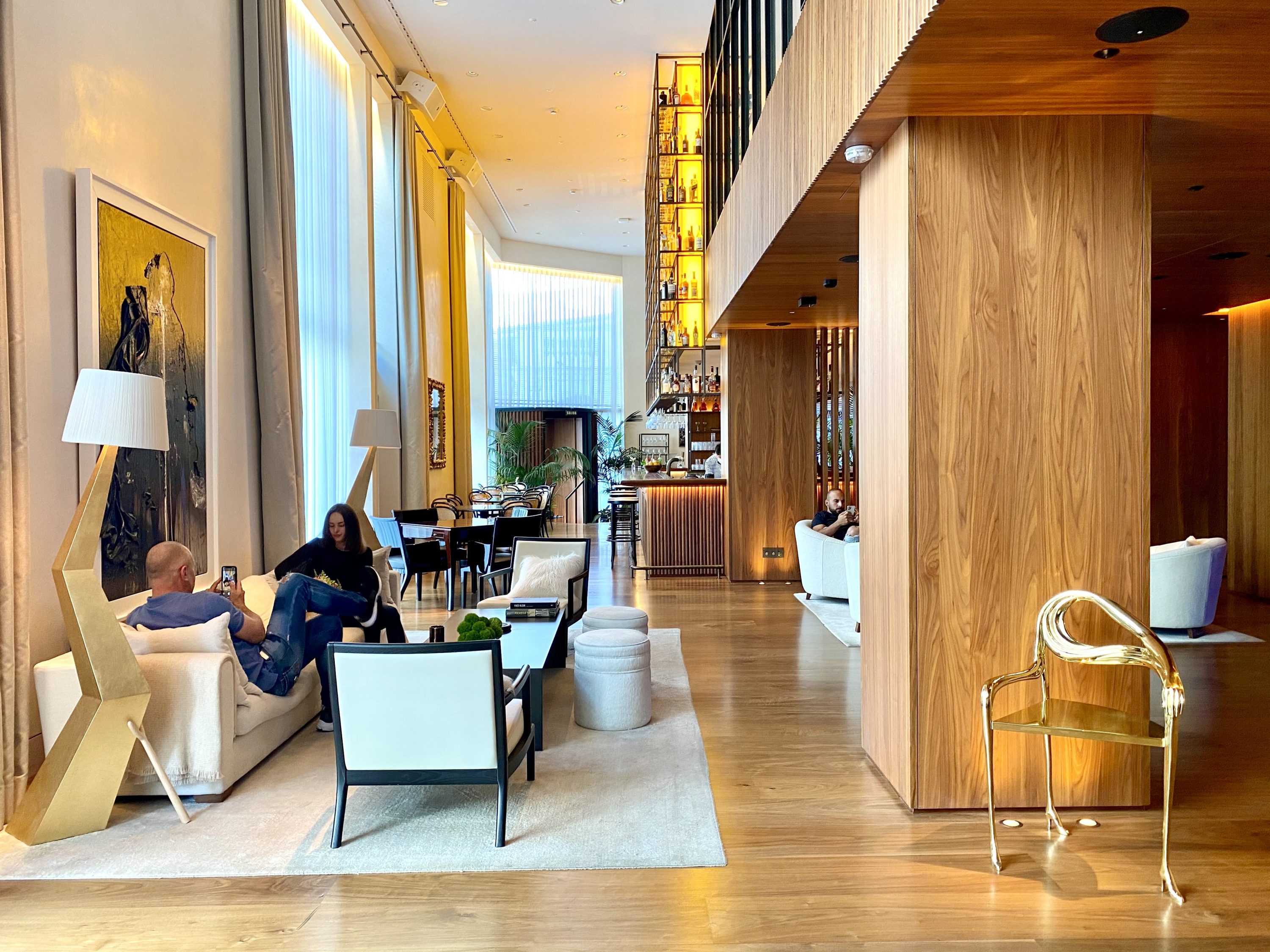 The Barcelona EDITION lobby