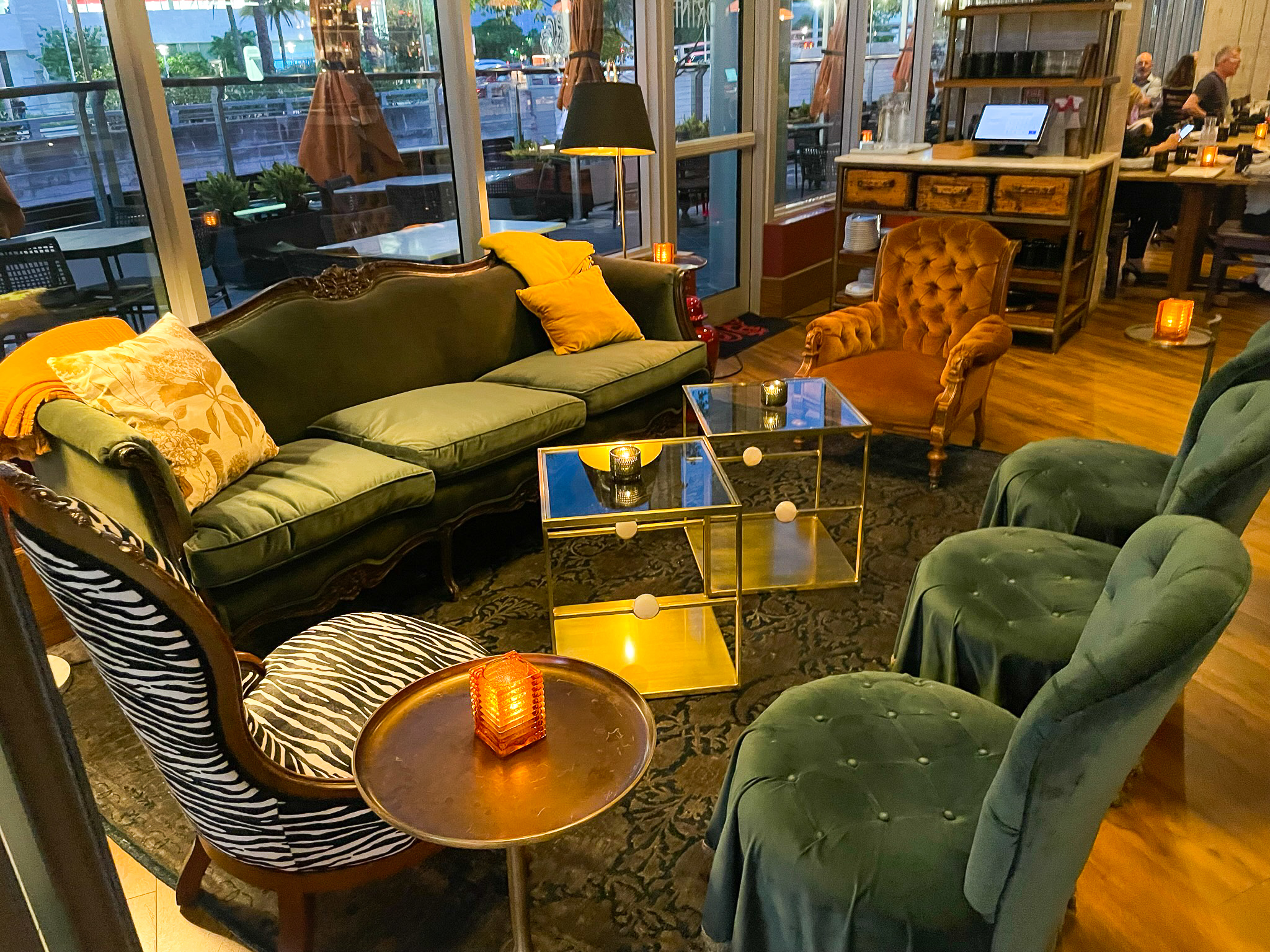 Kimpton Palomar South Beach Morini seating