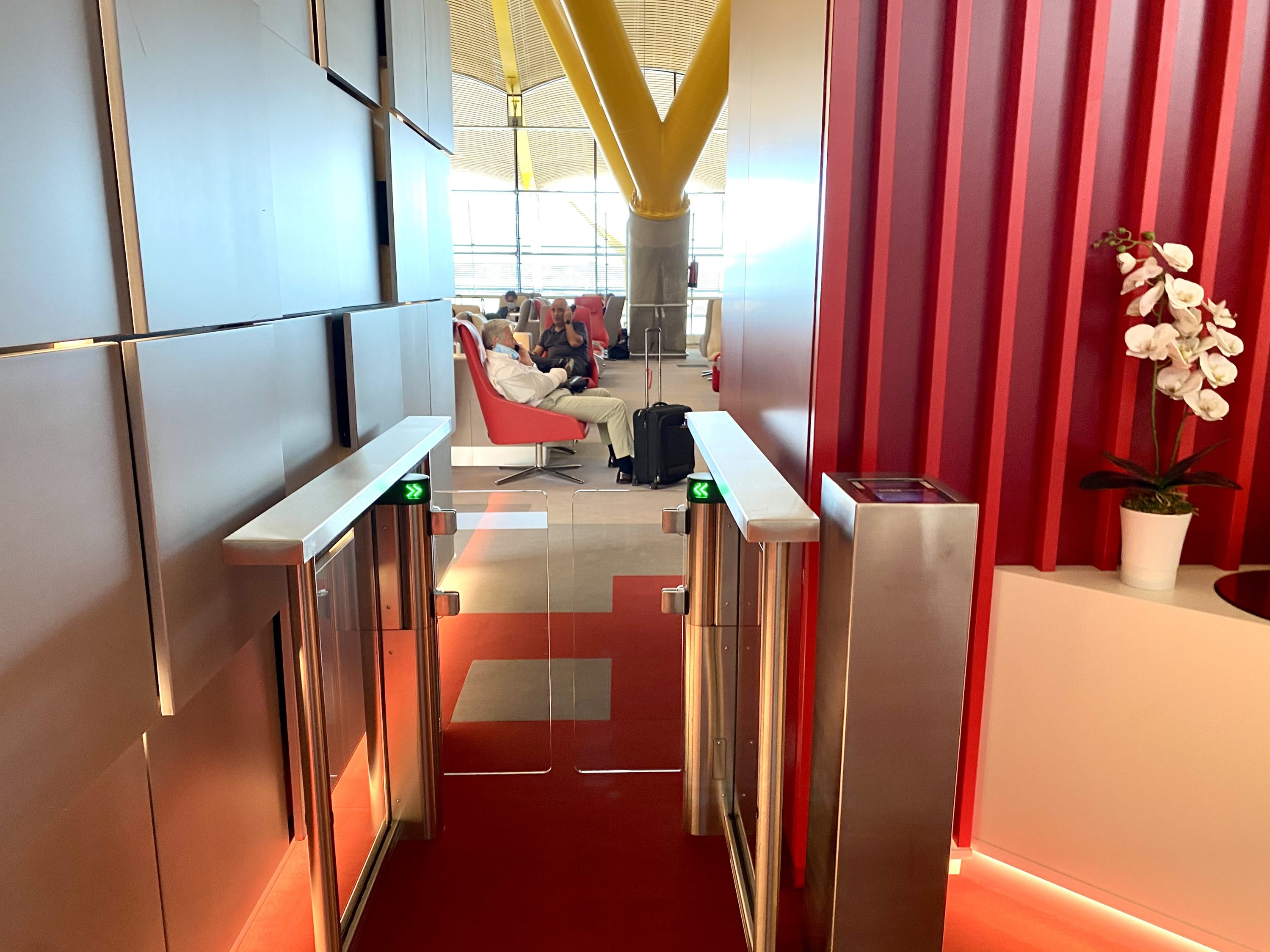 Electronic eGates for Iberia Sala VIP Dali Madrid