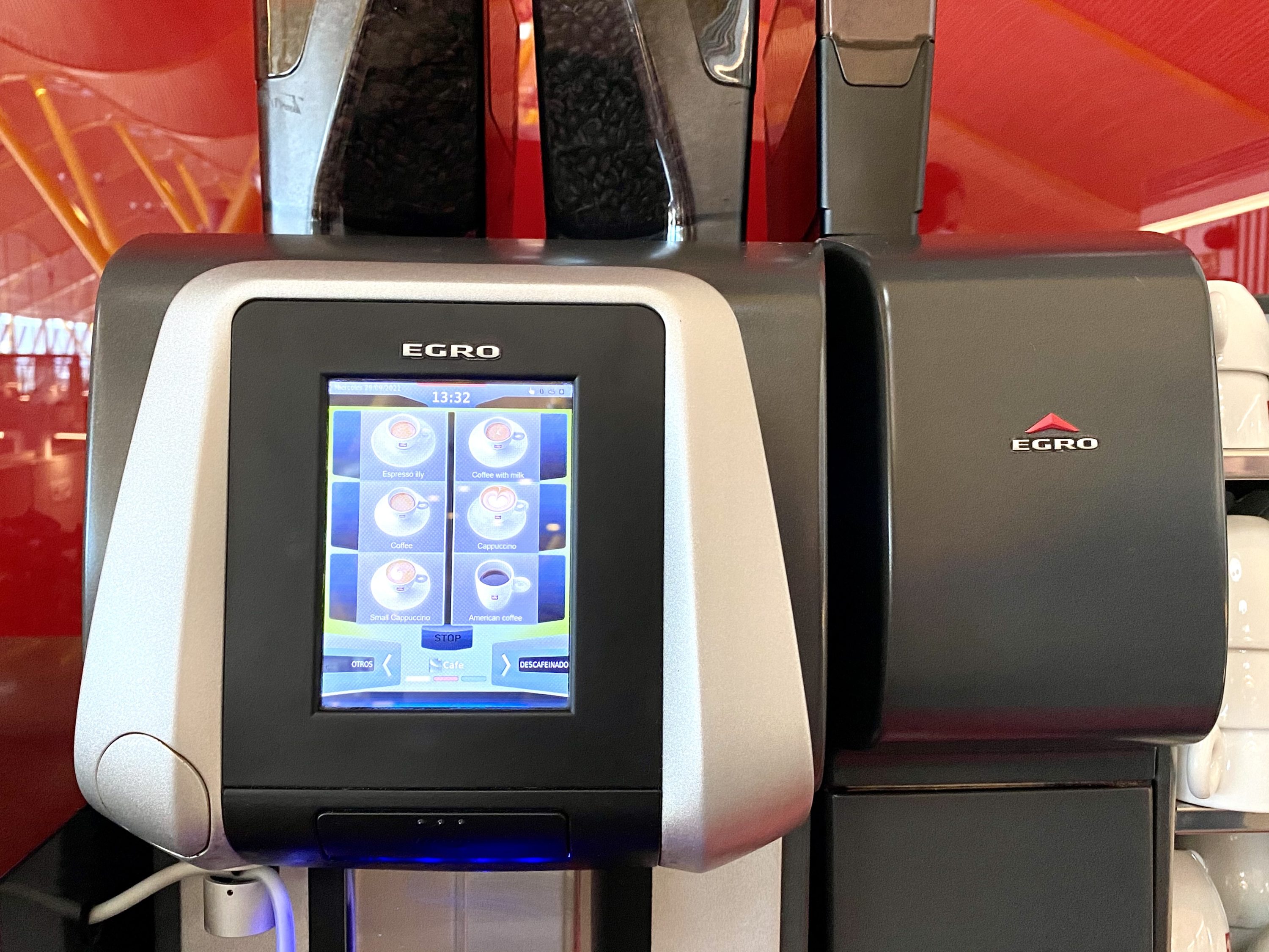 Iberia Sala VIP Dali Madrid coffee machine close up