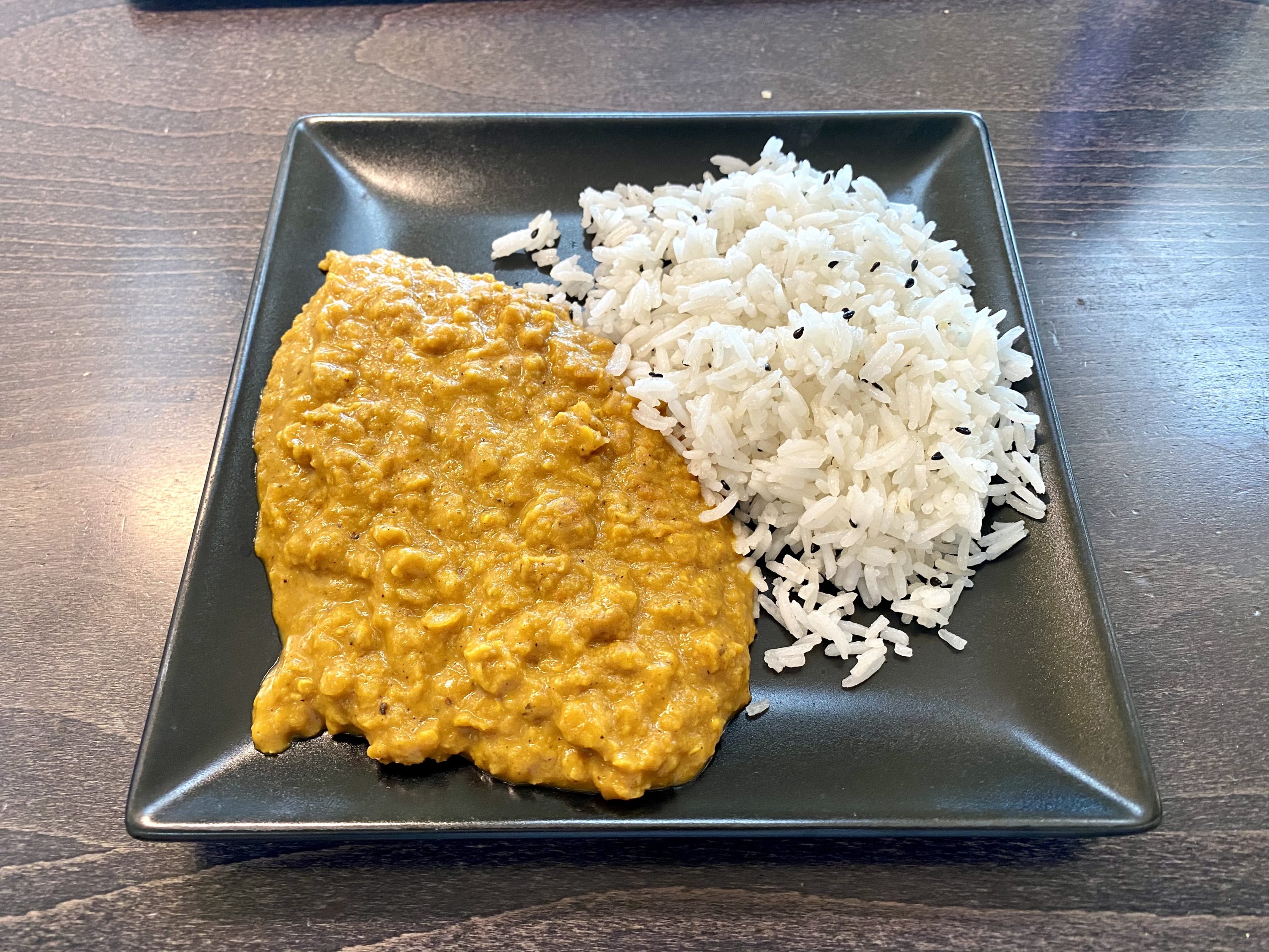 Iberia Sala VIP Dali Madrid lentil curry