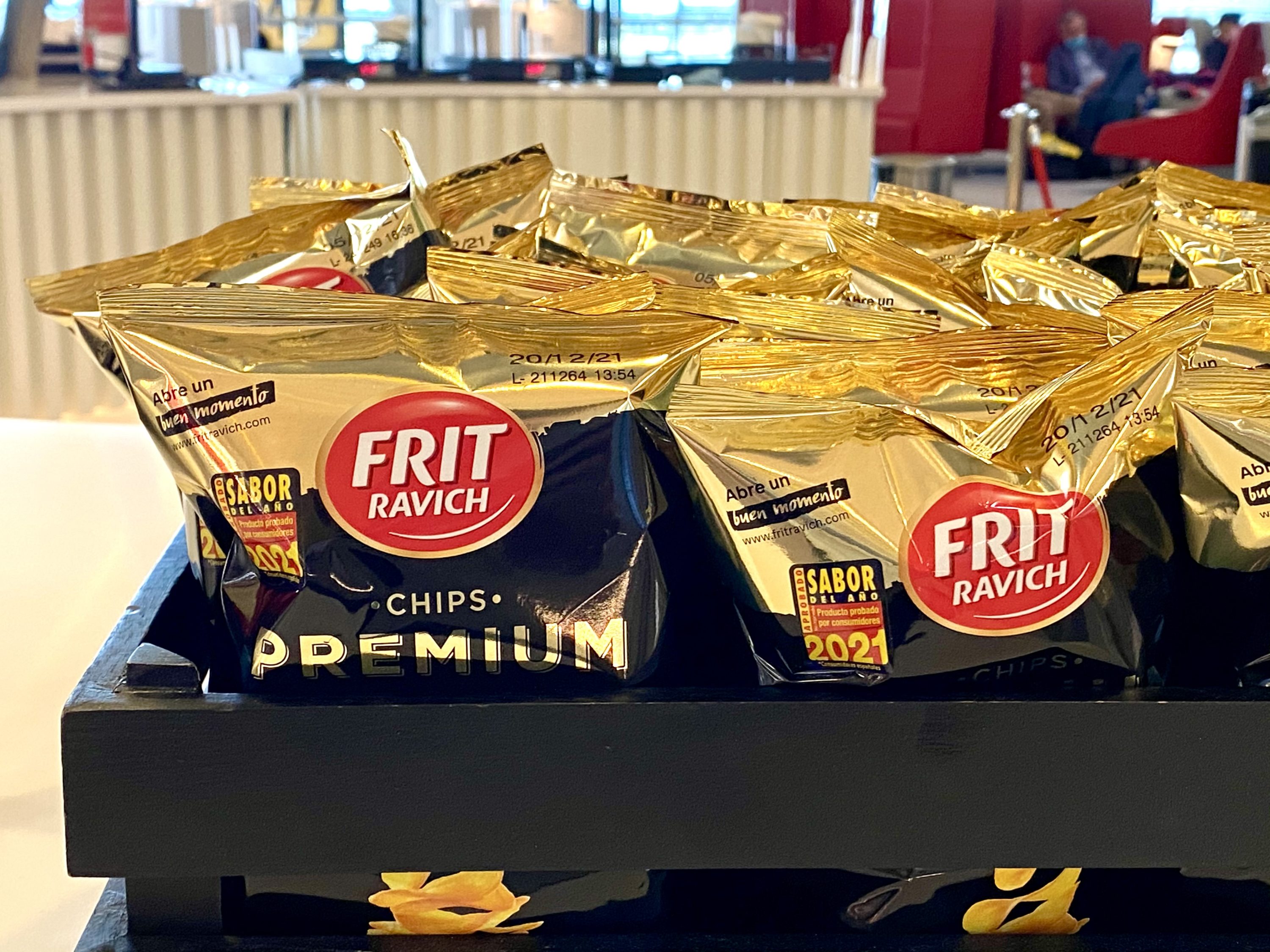 Iberia Sala VIP Dali Madrid potato chips