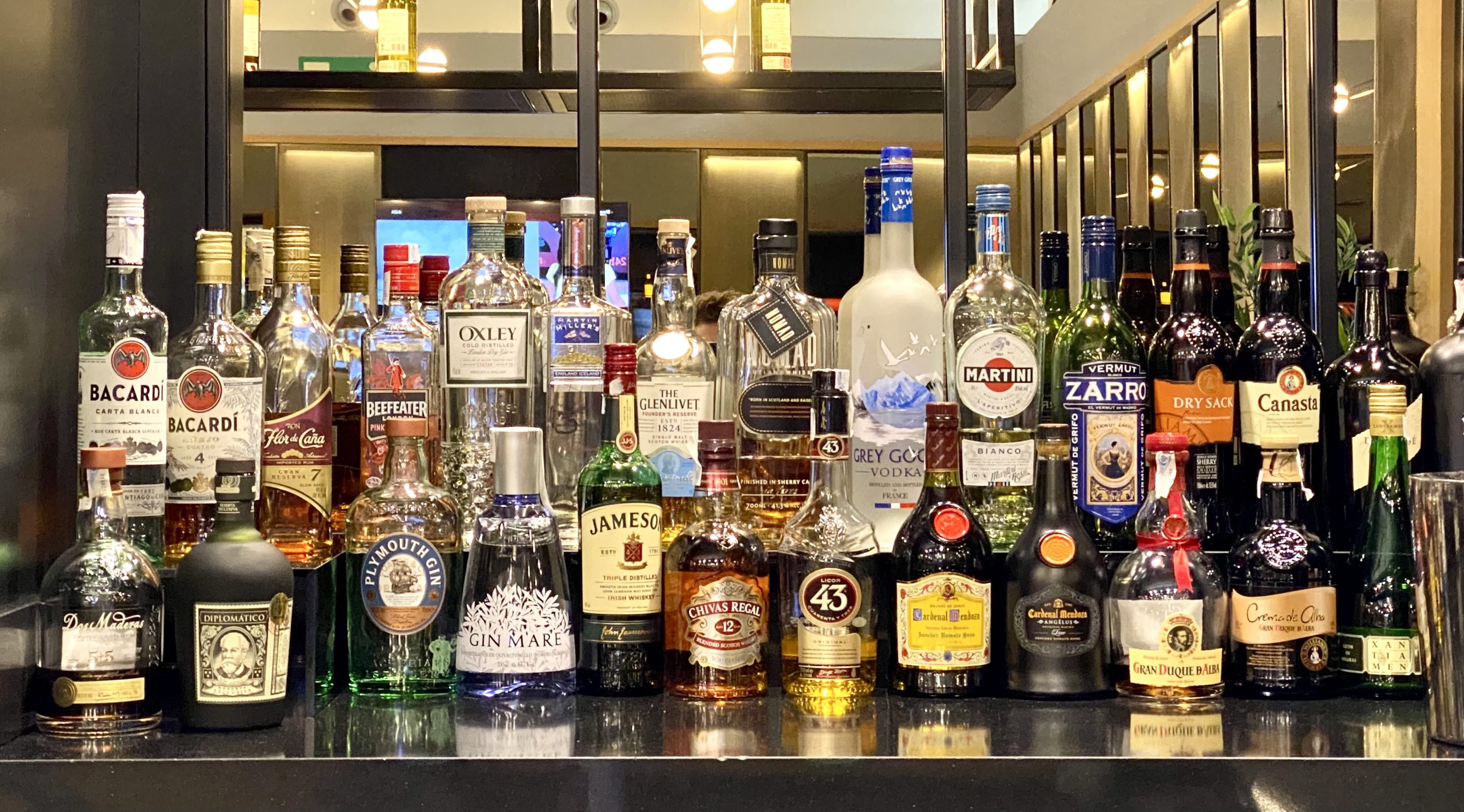 Iberia Sala VIP Dali Madrid spirit selection
