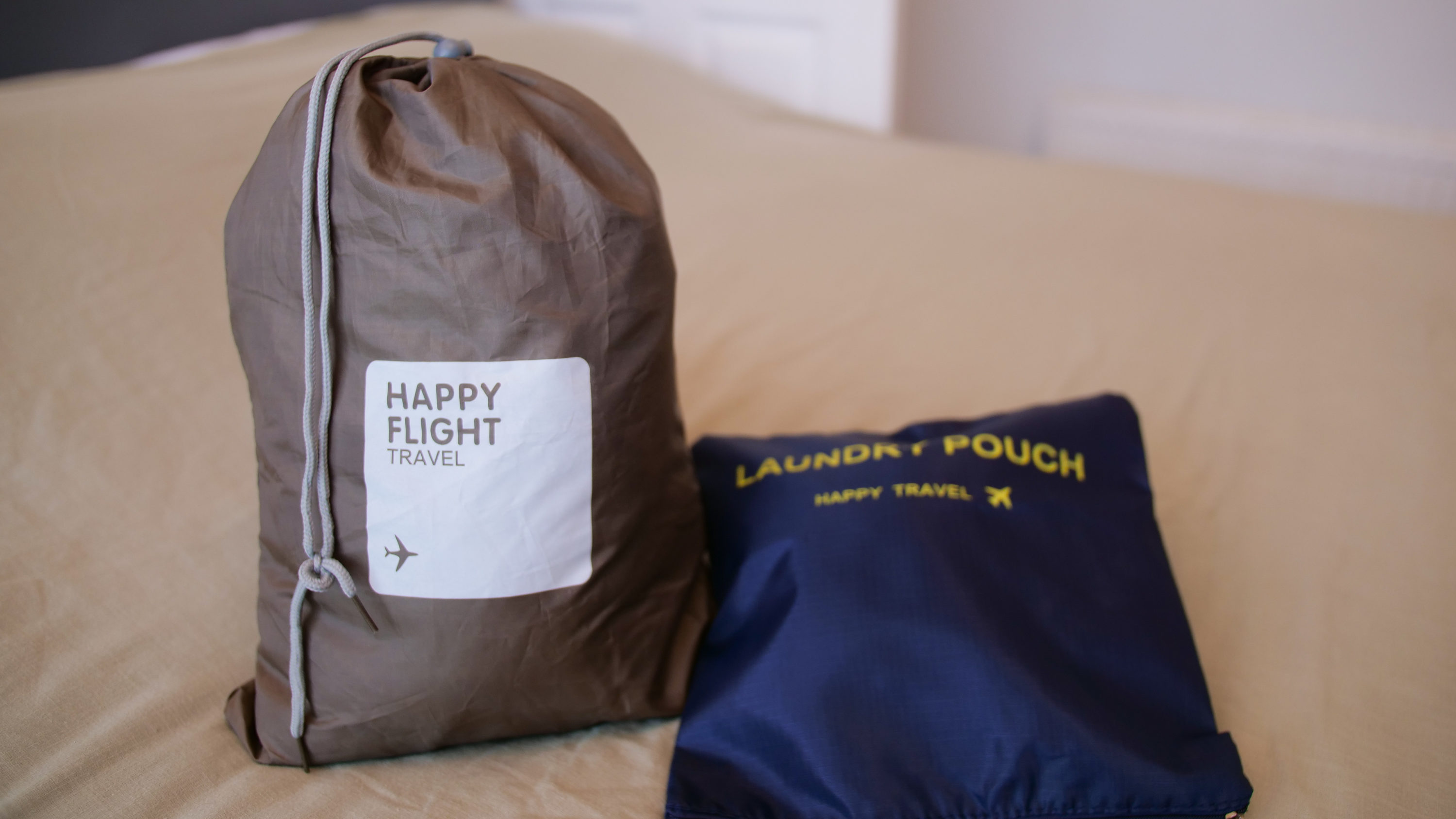 Travel laundry bag