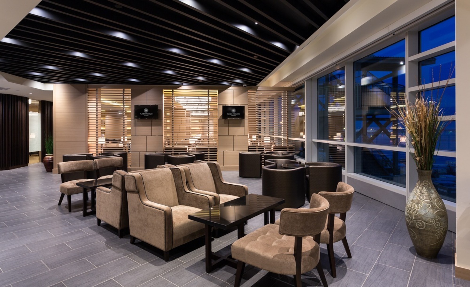 SkyTeam Lounge at YVR SkyTeam Lounge at YVR