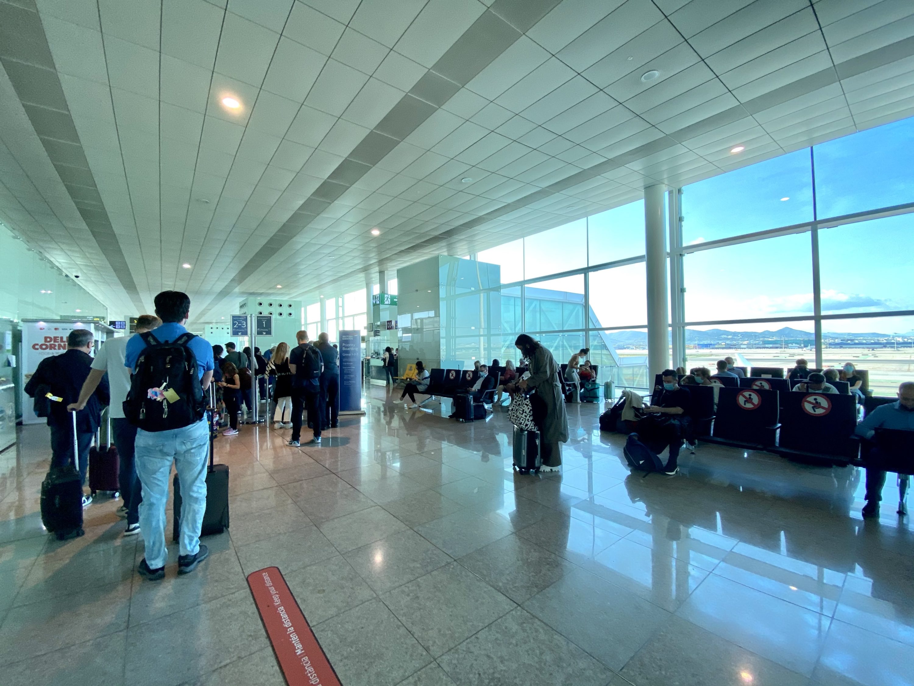 British Airways Club Europe A321neo busy gate area