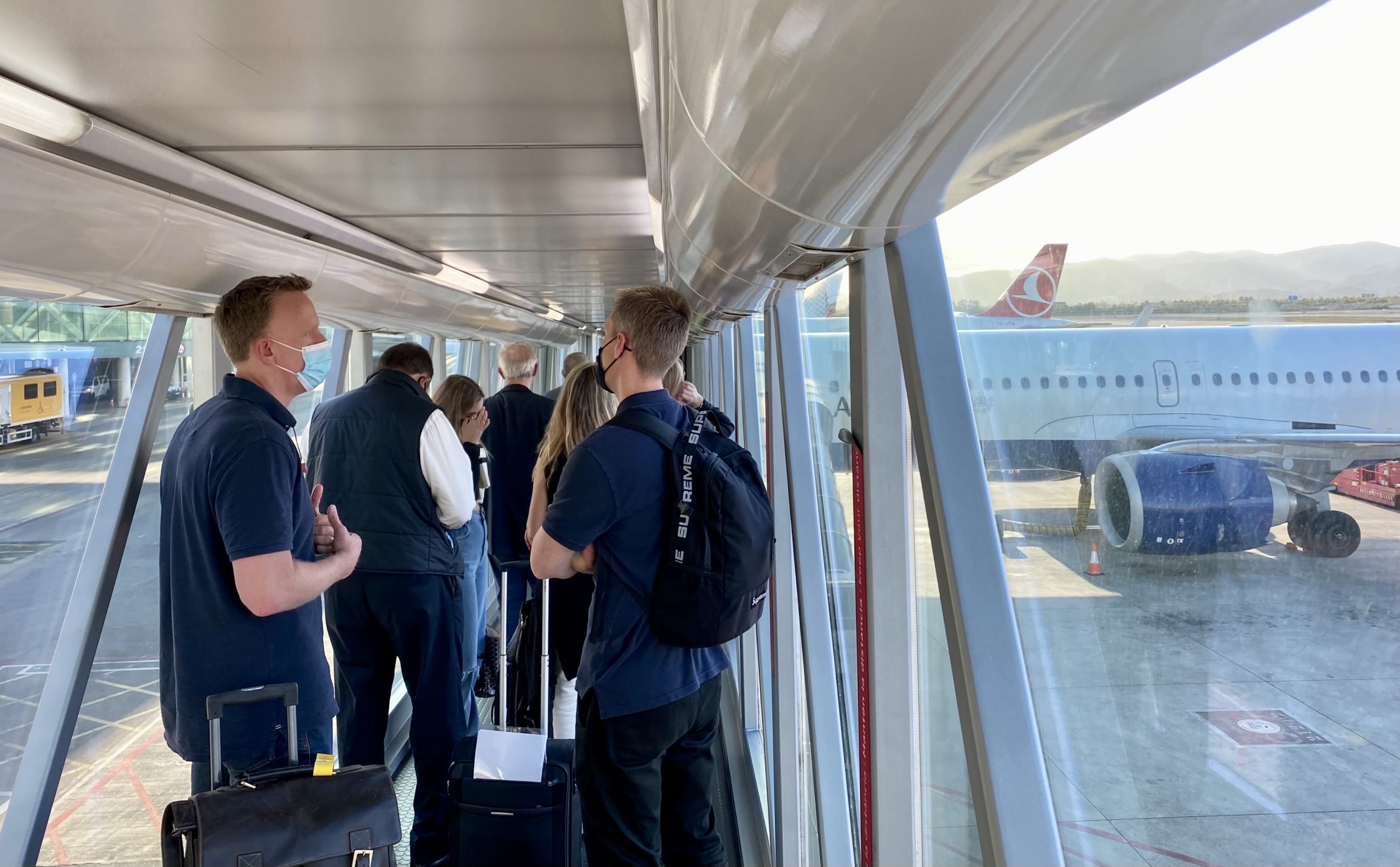 British Airways Club Europe A321neo jetbridge line