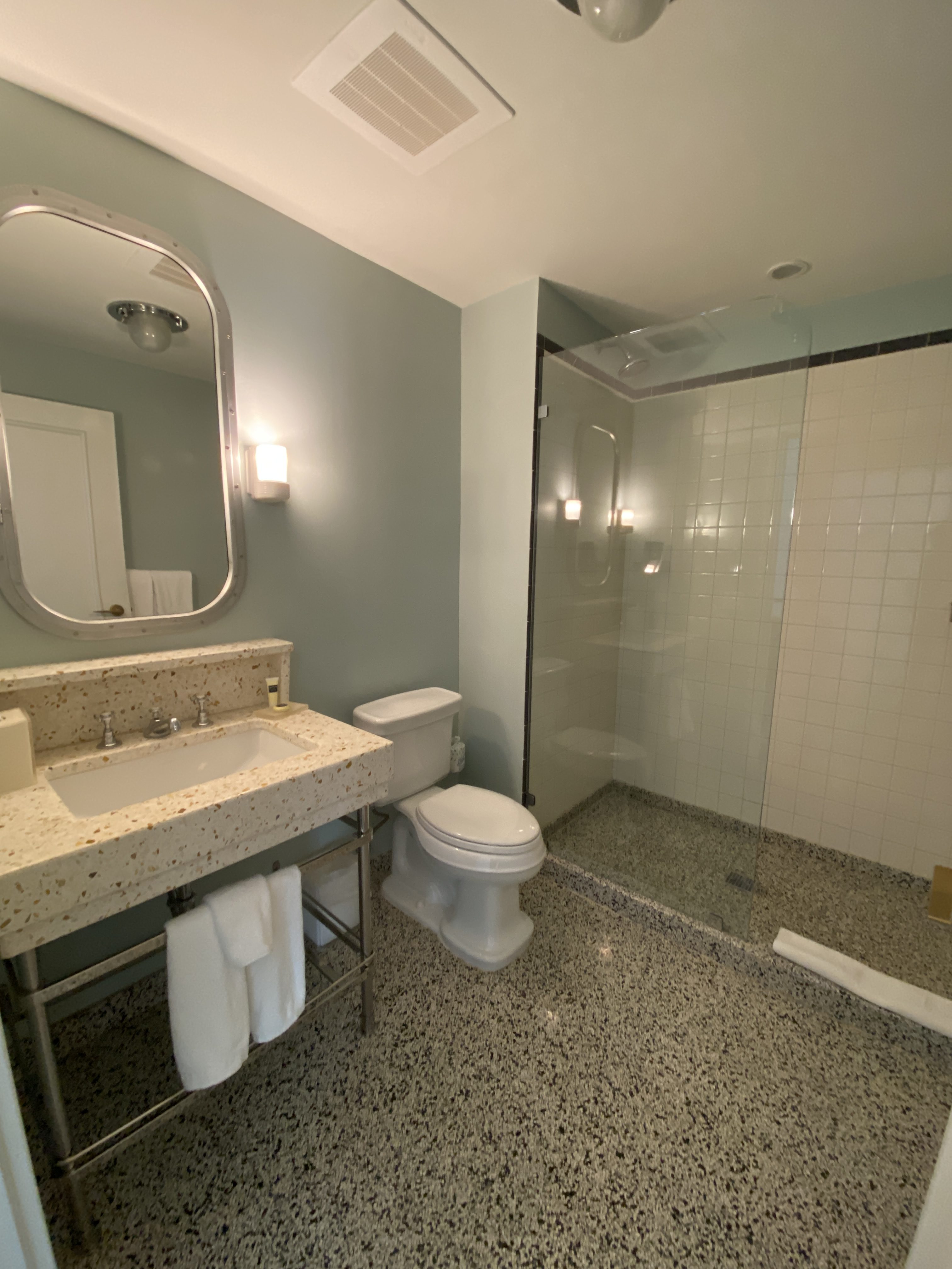 ConfidanteBathroom