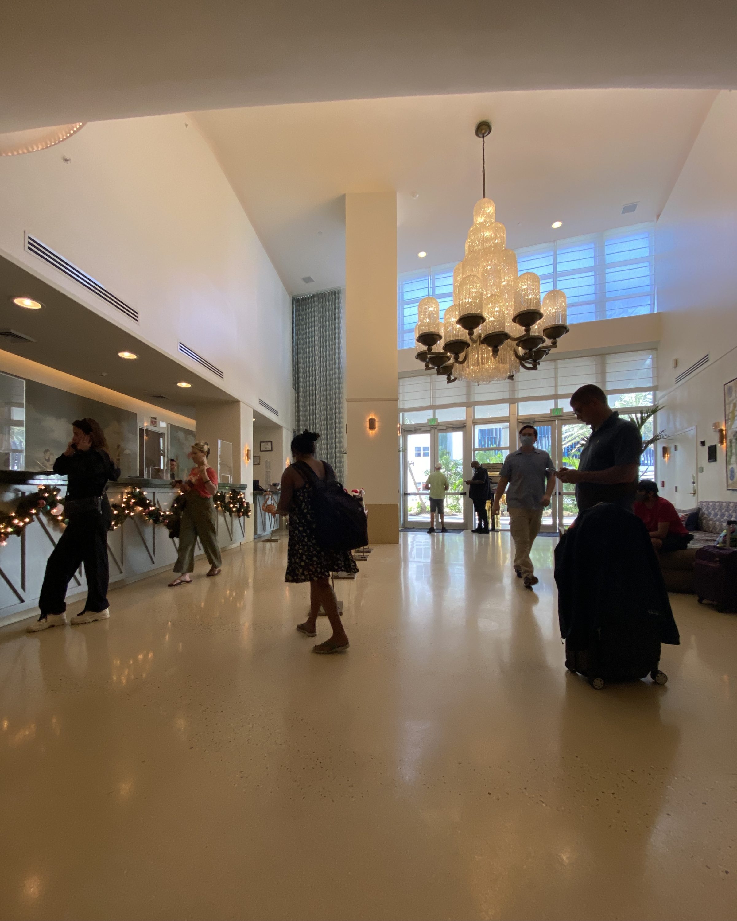 Confidante Lobby