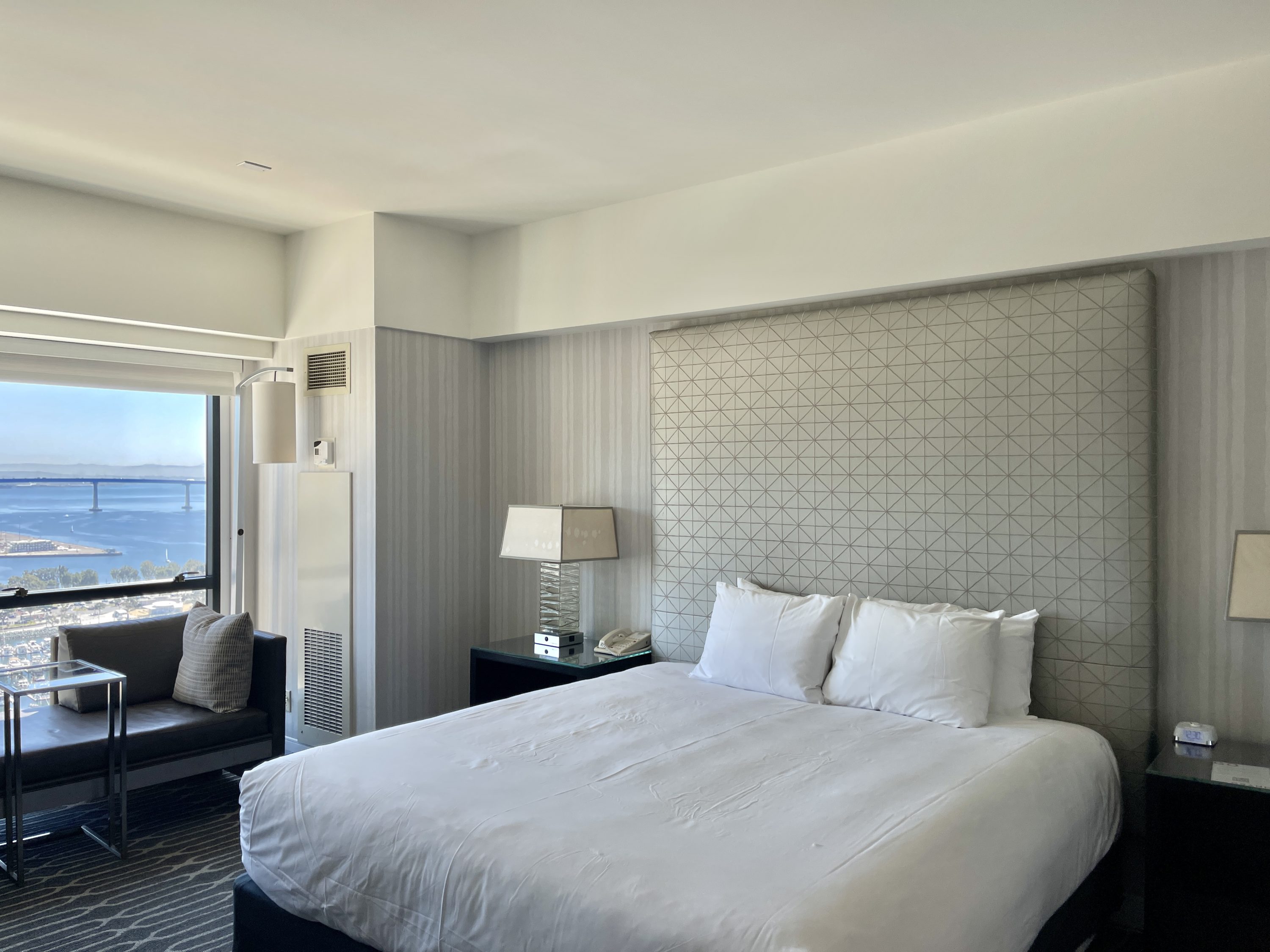 Manchester Grand Hyatt San Diego Bed Detail