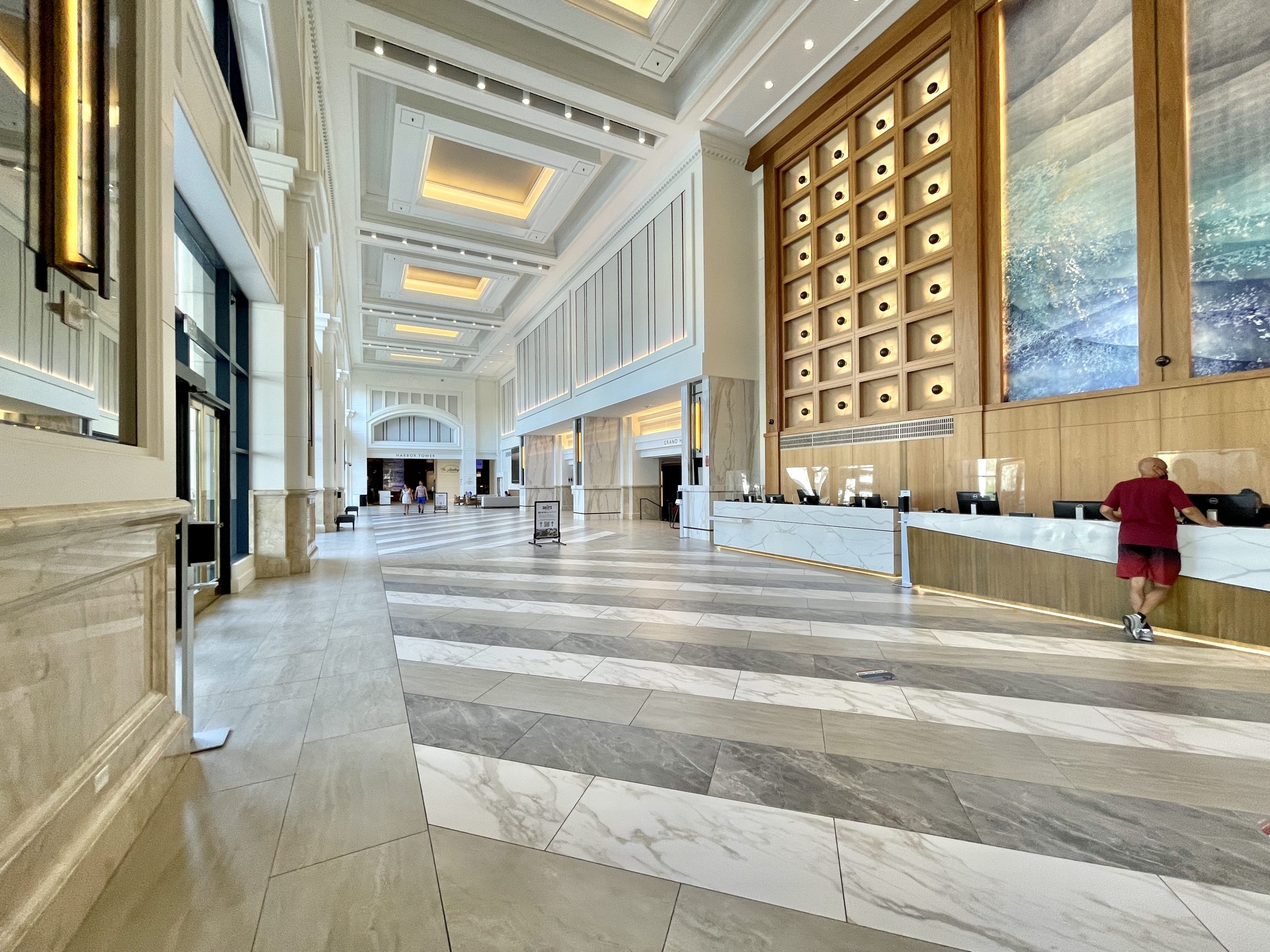 Manchester Grand Hyatt San Diego Lobby