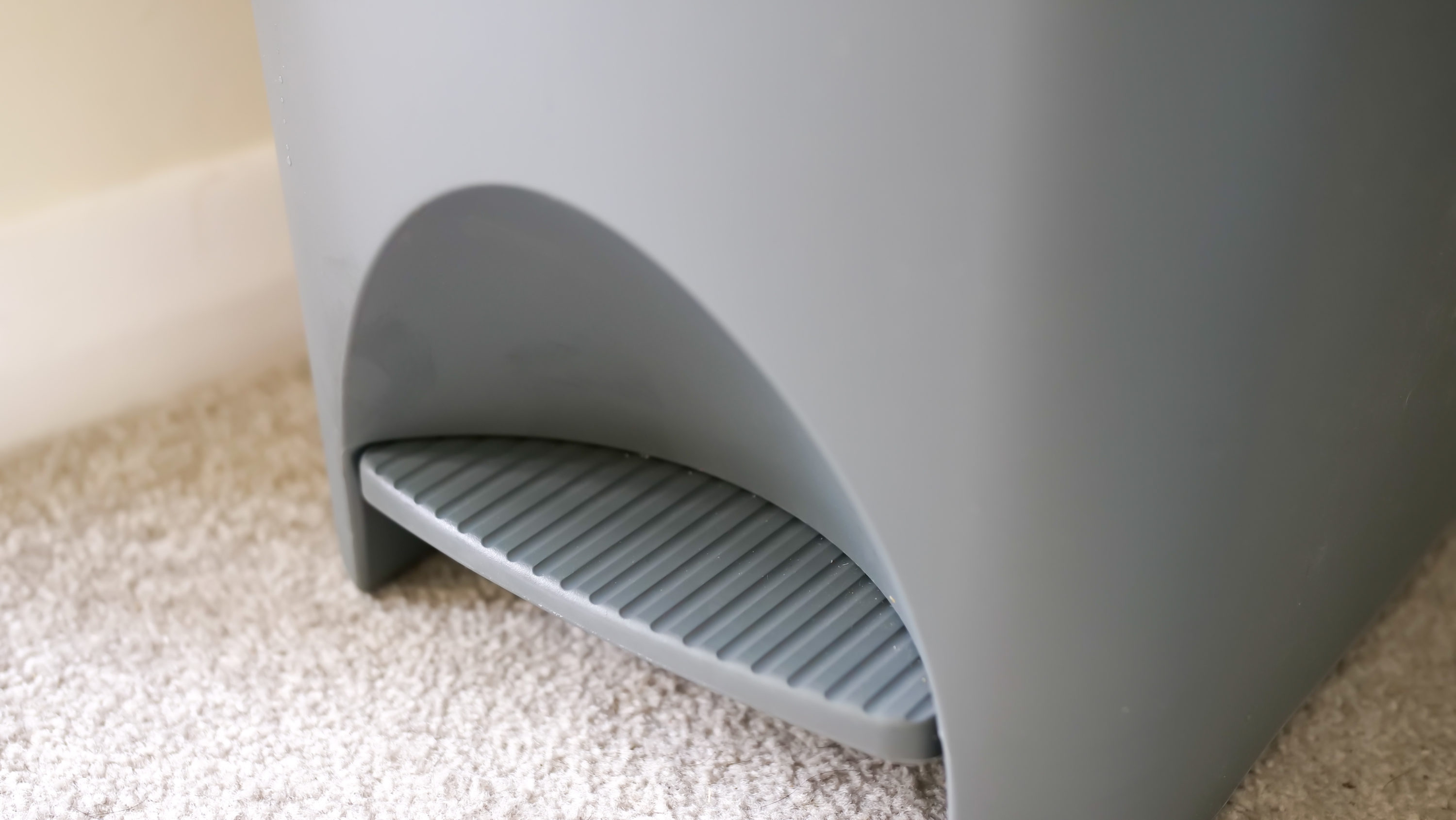 RV Trash Can Pedal Lid
