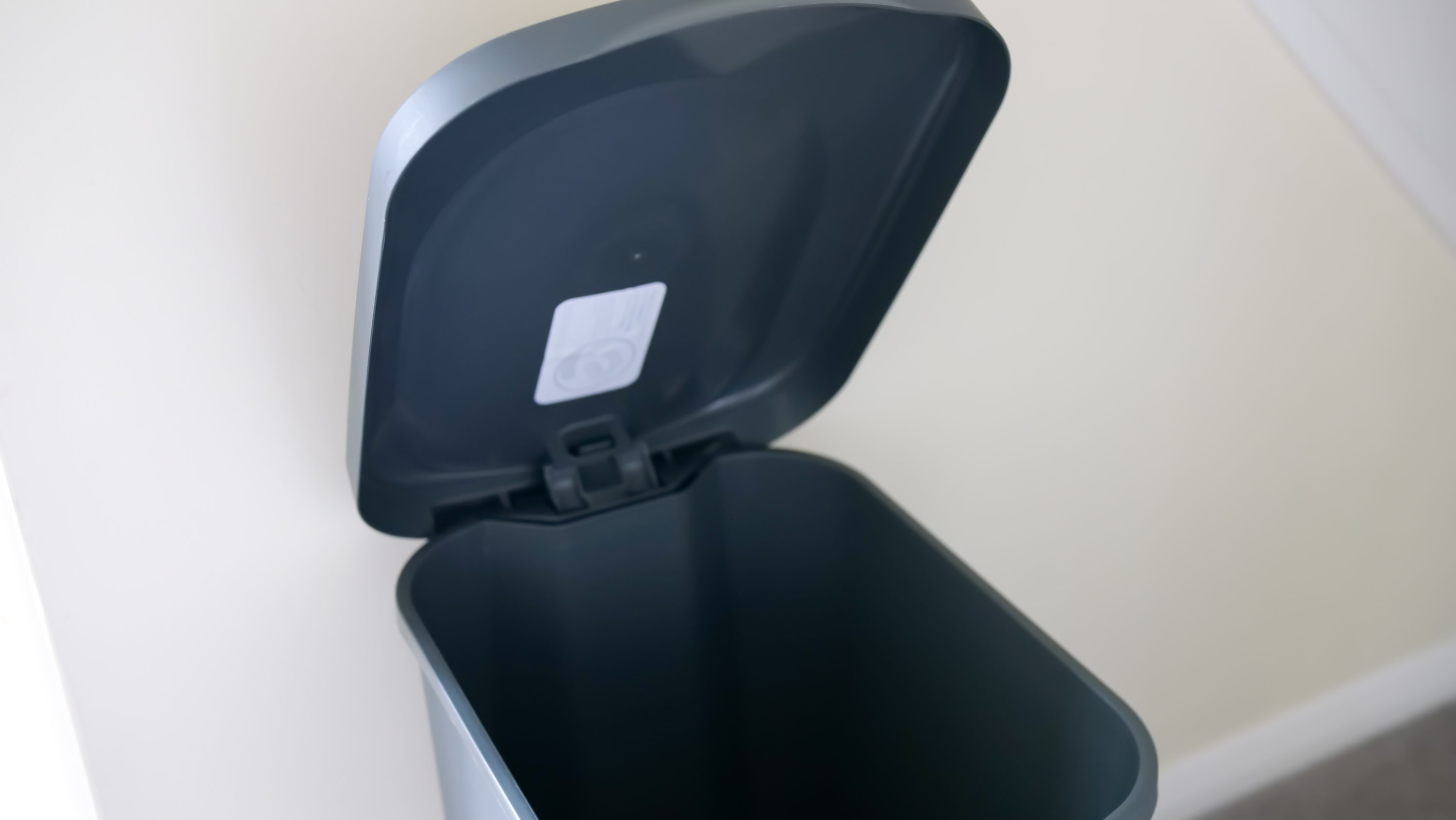 RV Trash Can Size
