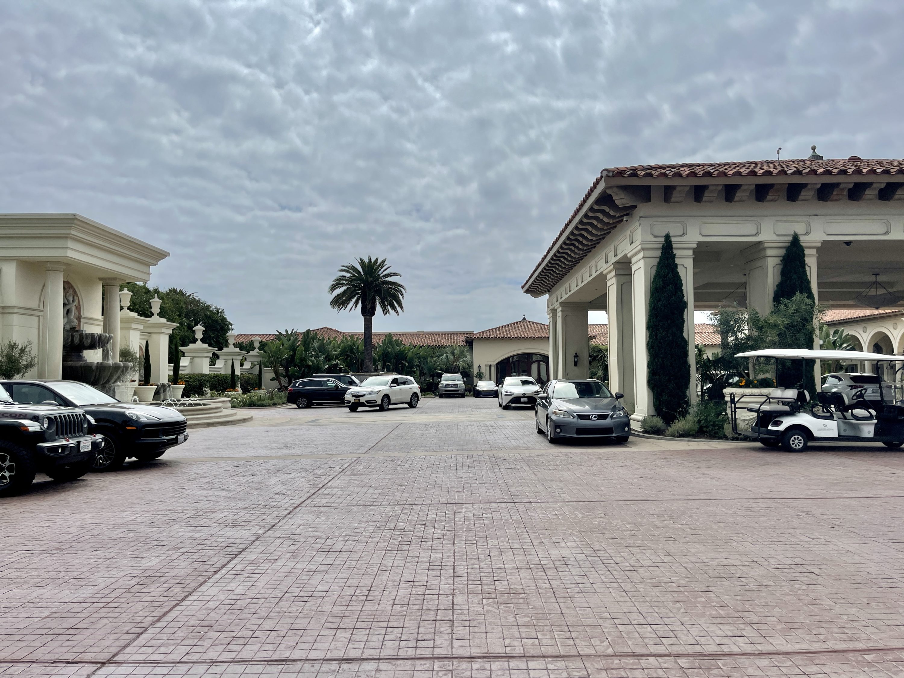 Waldorf Astoria Monarch Beach Resort Club Driveway