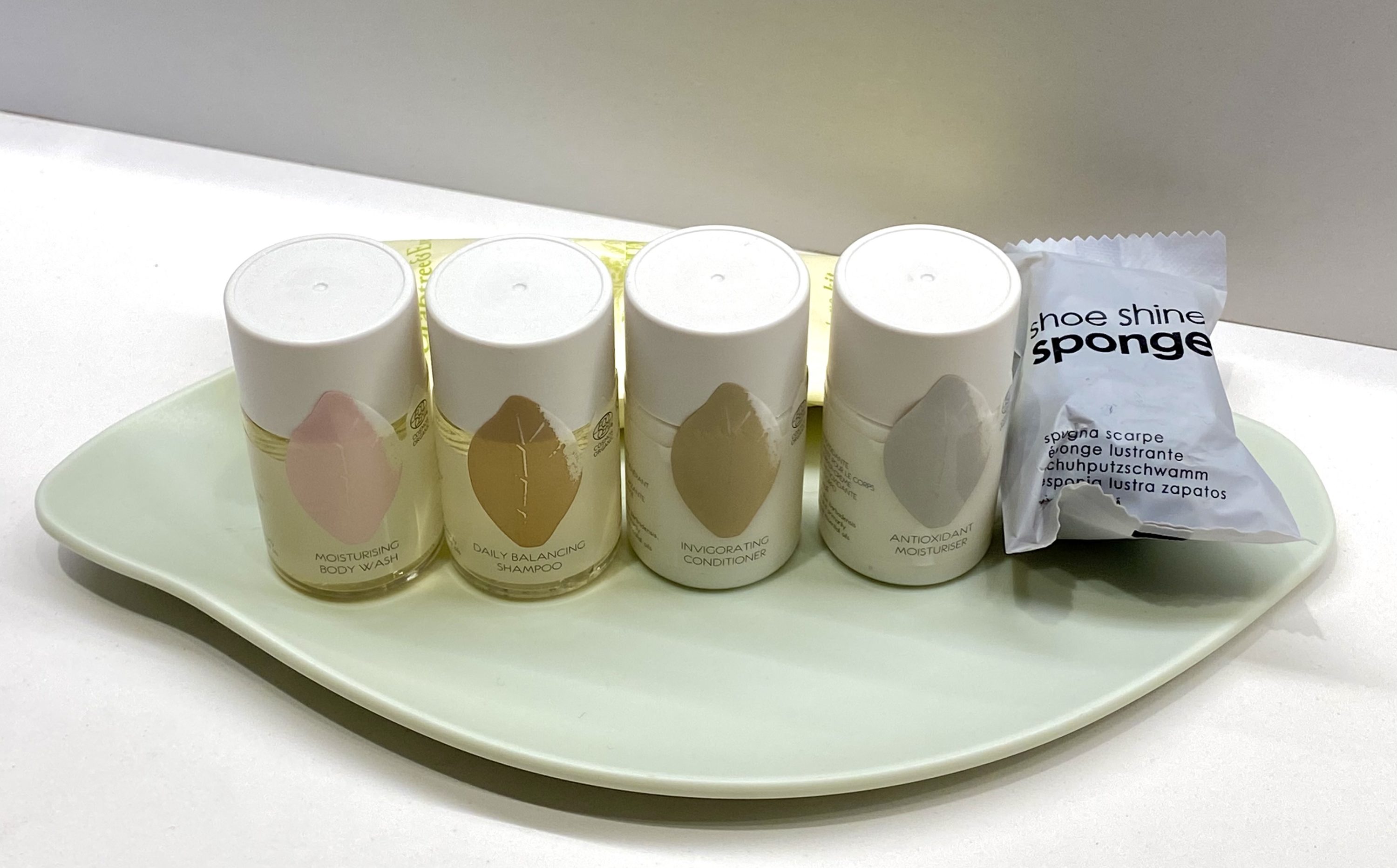 Alexandra Hotel Barcelona Curio Collection by Hilton bathroom amenities