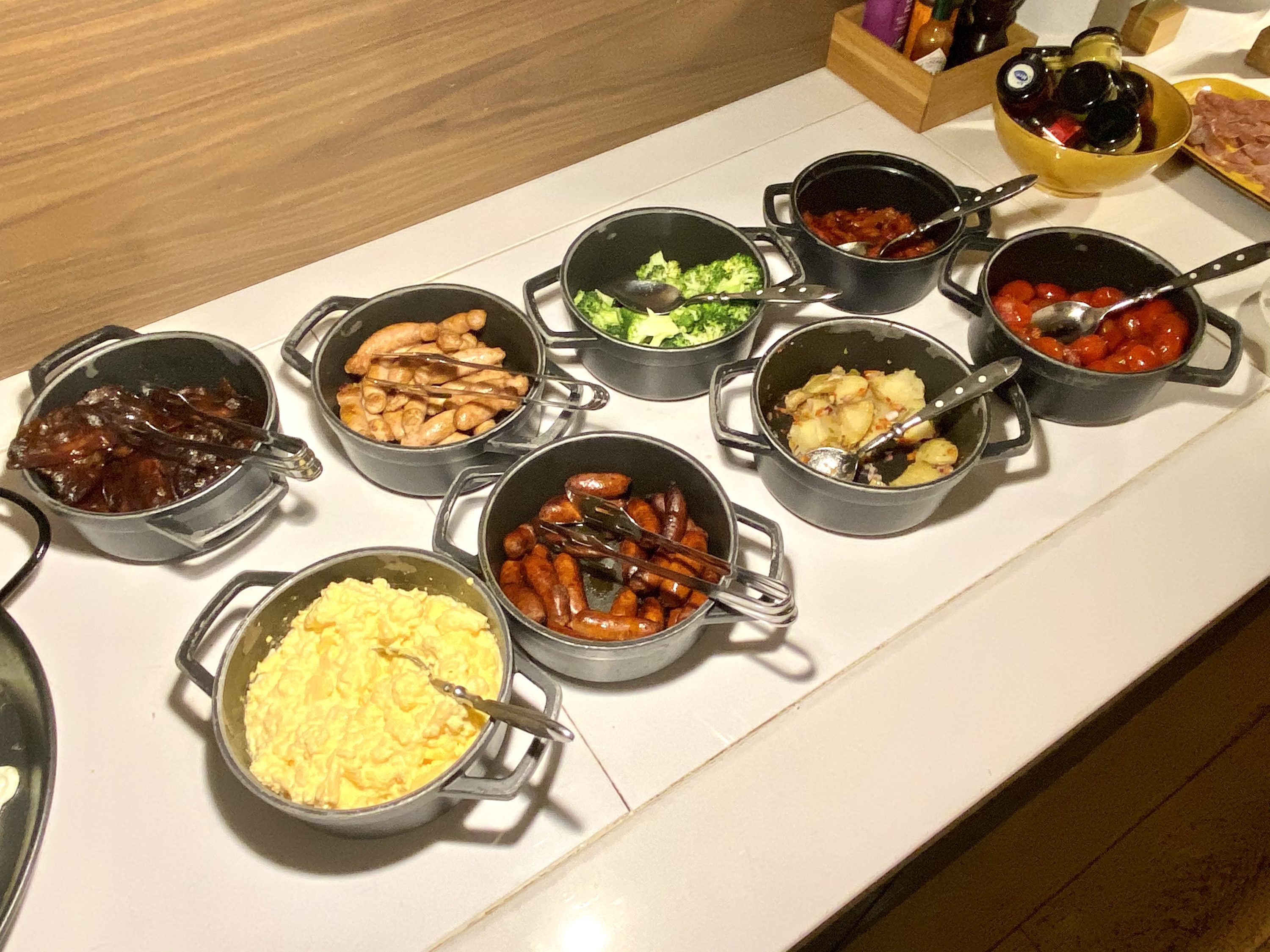 Alexandra Hotel Barcelona Curio Collection by Hilton breakfast hot selection