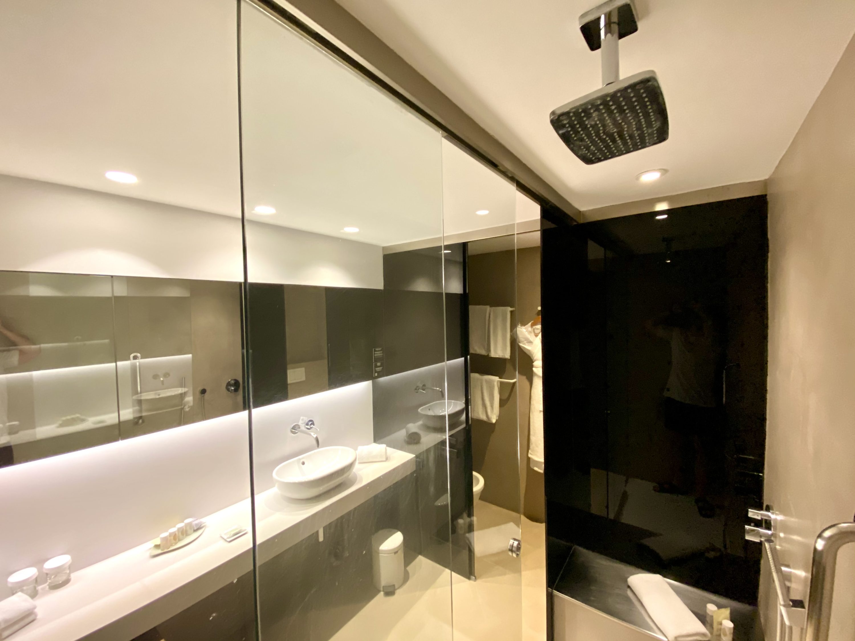 Alexandra Hotel Barcelona Curio Collection by Hilton inside the huge shower