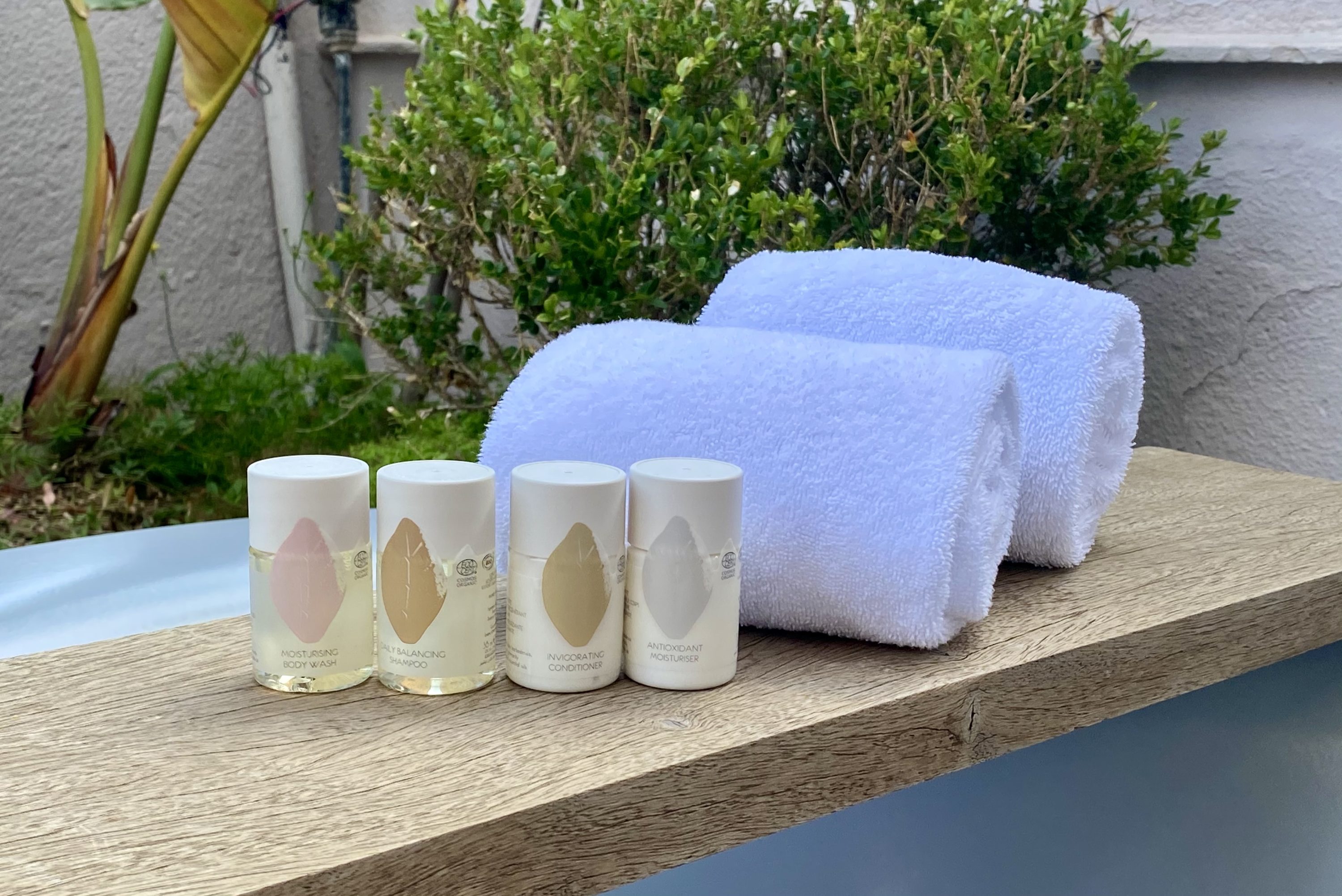 Alexandra Hotel Barcelona Curio Collection by Hilton outside bathtub amenities