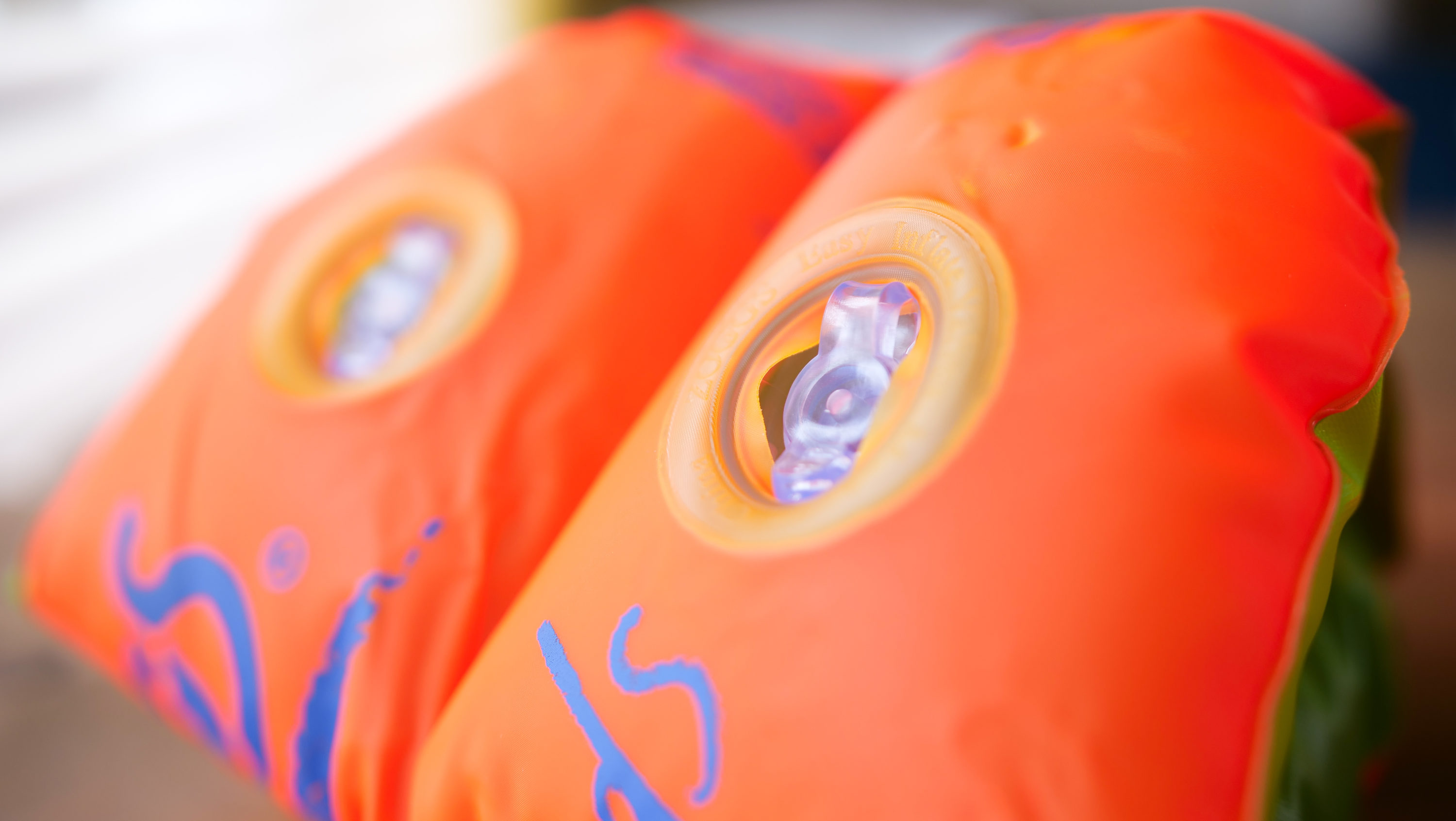 Arm floats material