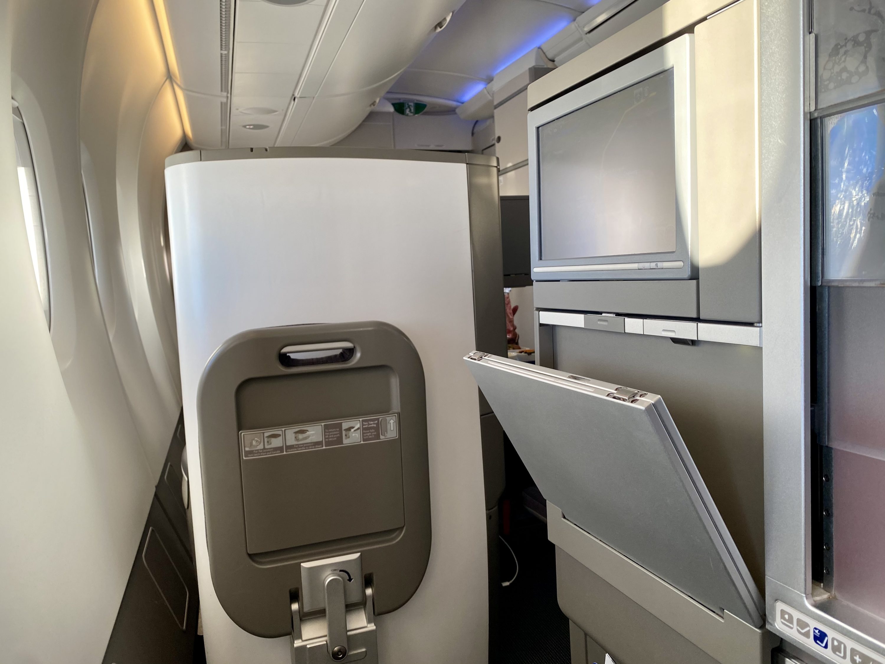 British Airways Club Europe A380 Club World tray table stowage
