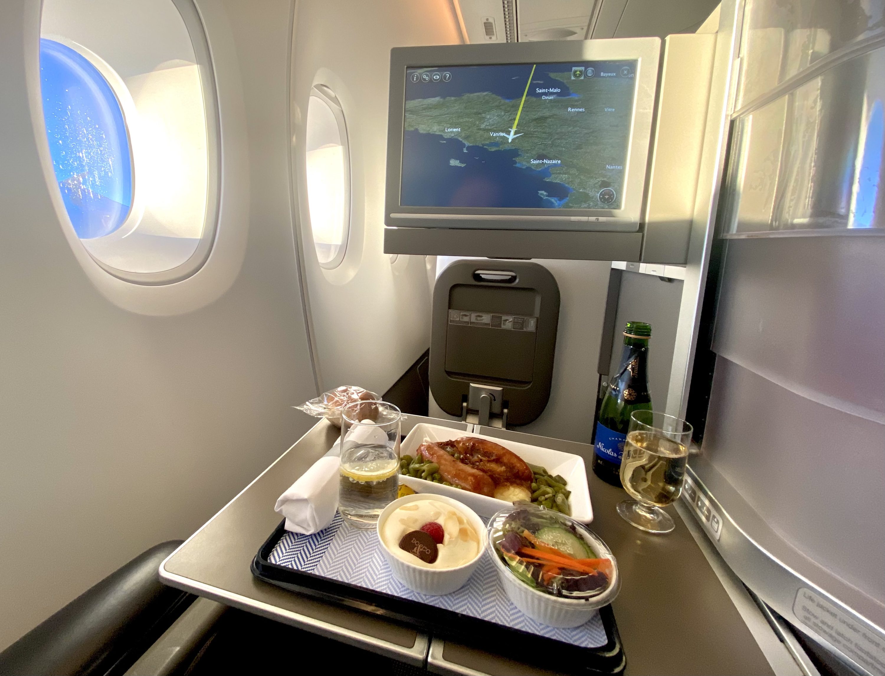 British Airways Club Europe A380dinner set up