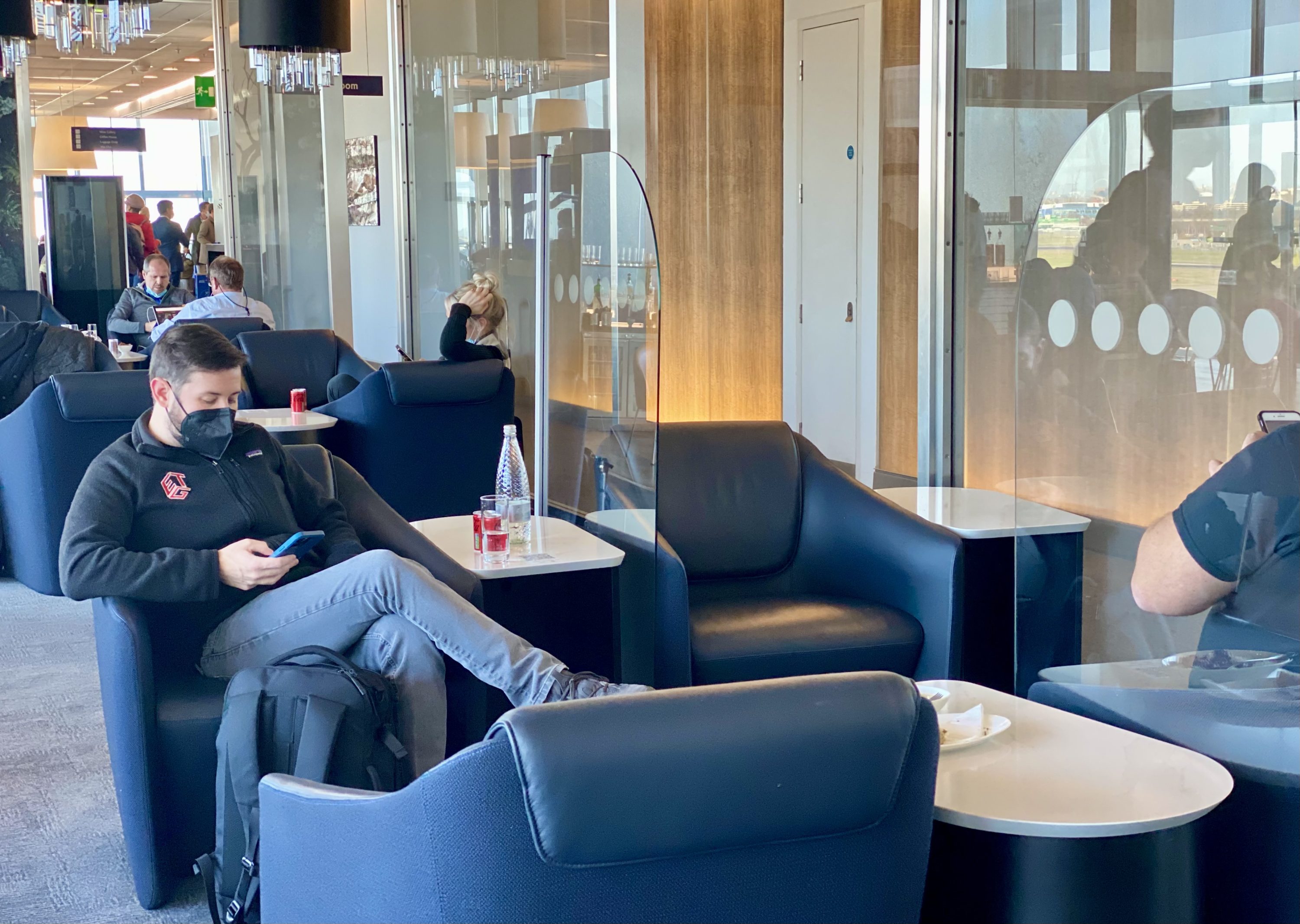 British Airways Club Europe A380 Heathrow Terminal 5 Galleries North Lounge seat dividers