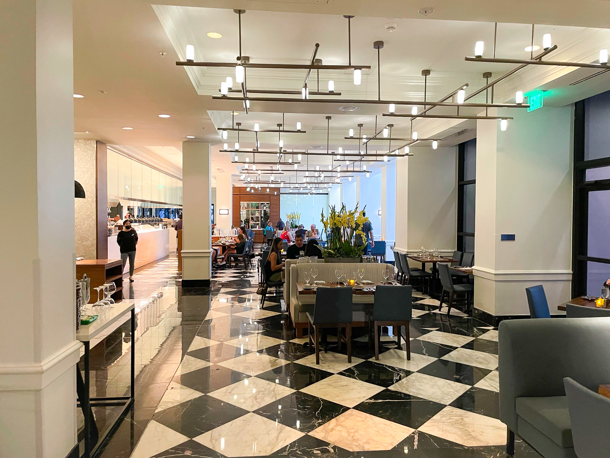 Hyatt Regency Orlando Italian restaurant