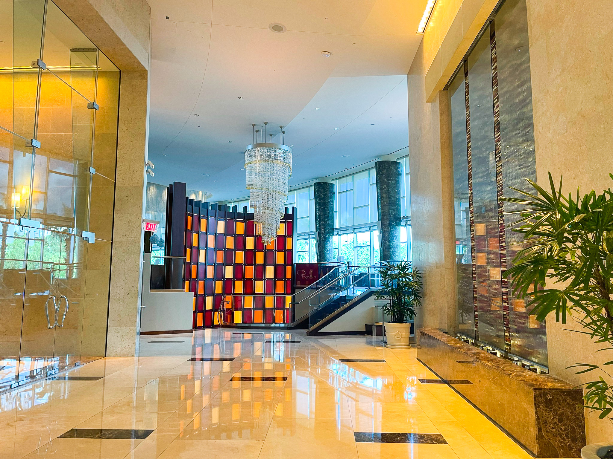 Hyatt Regency Orlando bar entrance