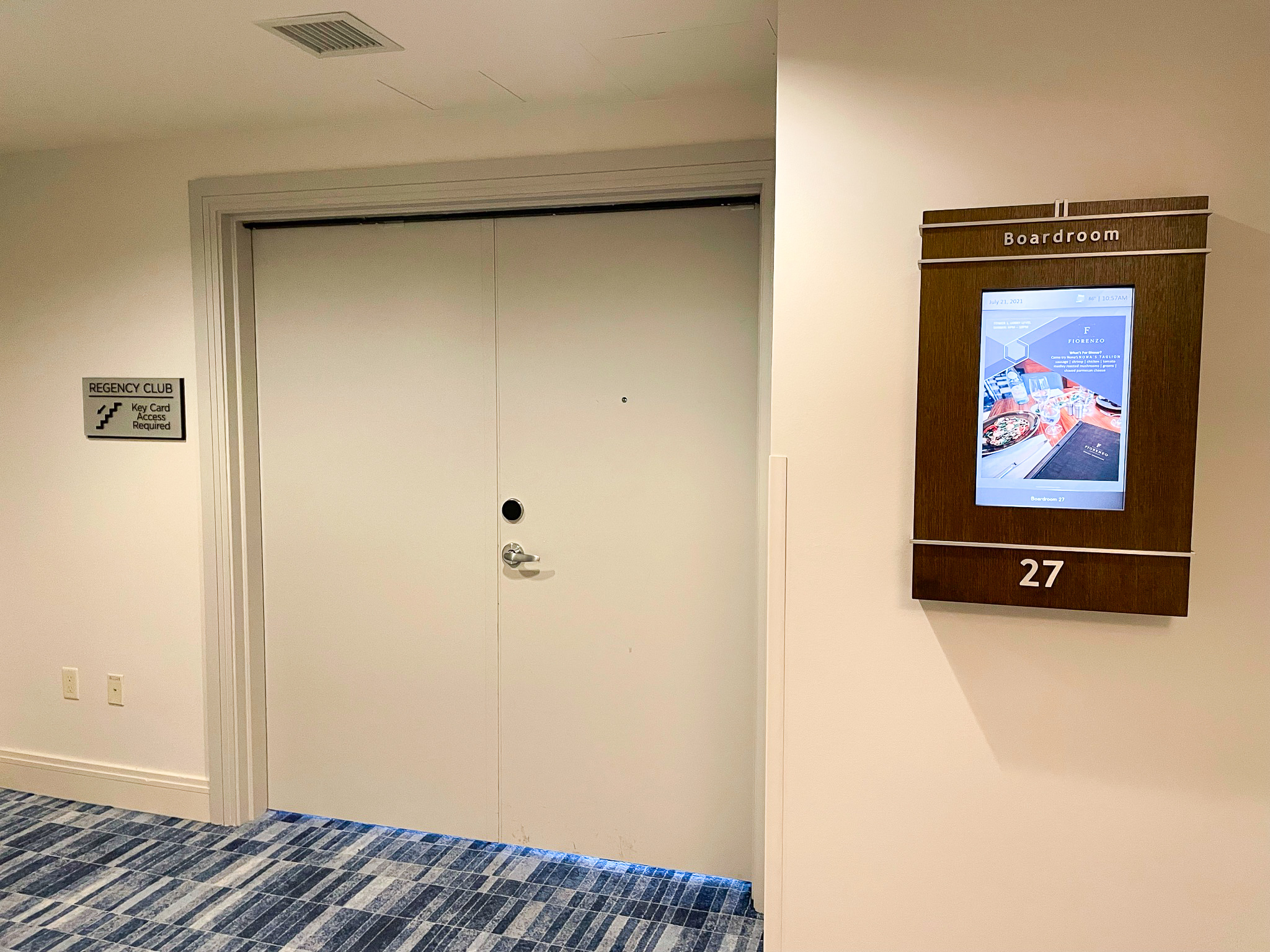 Hyatt Regency Orlando closed Regency Club