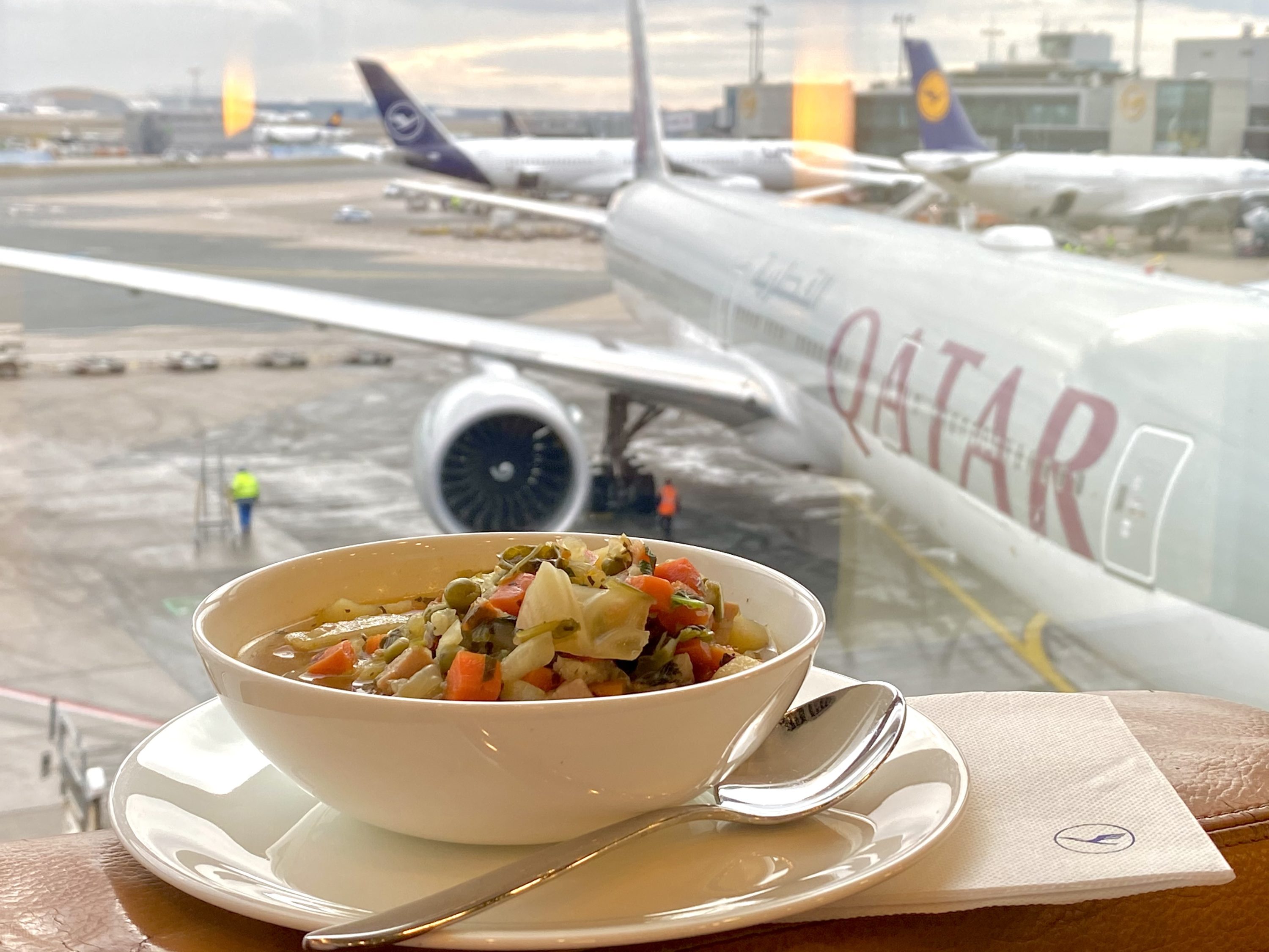 Lufthansa Senator Lounge B Frankfurt lunch with a view