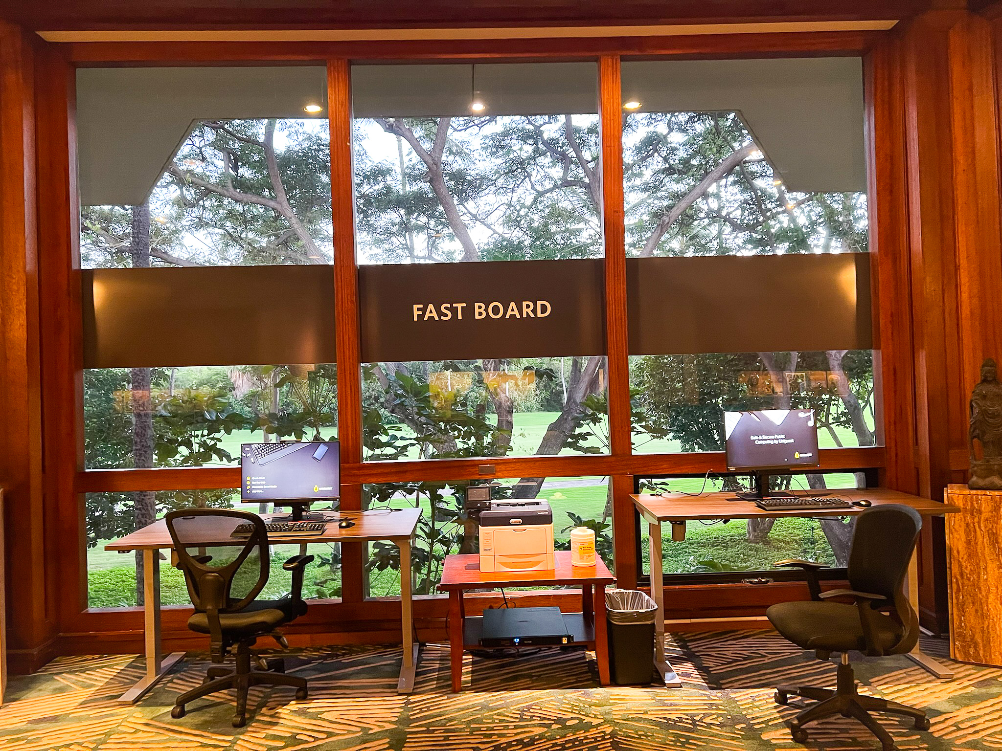 Hyatt Regency Maui Resort and Spa Business Center