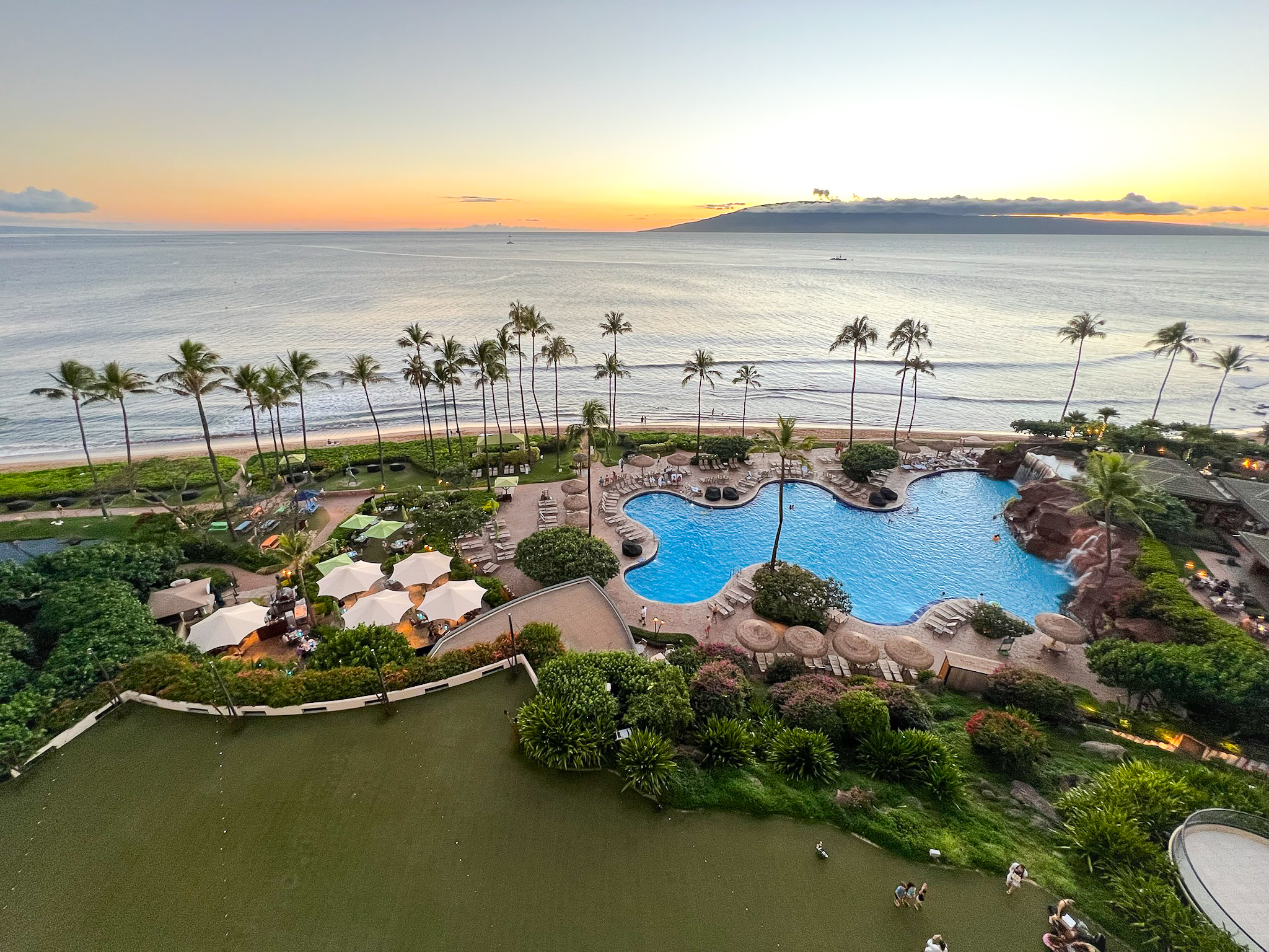 Hyatt Regency Maui Resort and Spa Room Balcony View at Dawn Hyatt Regency Maui Resort and Spa Room Balcony View at Dawn