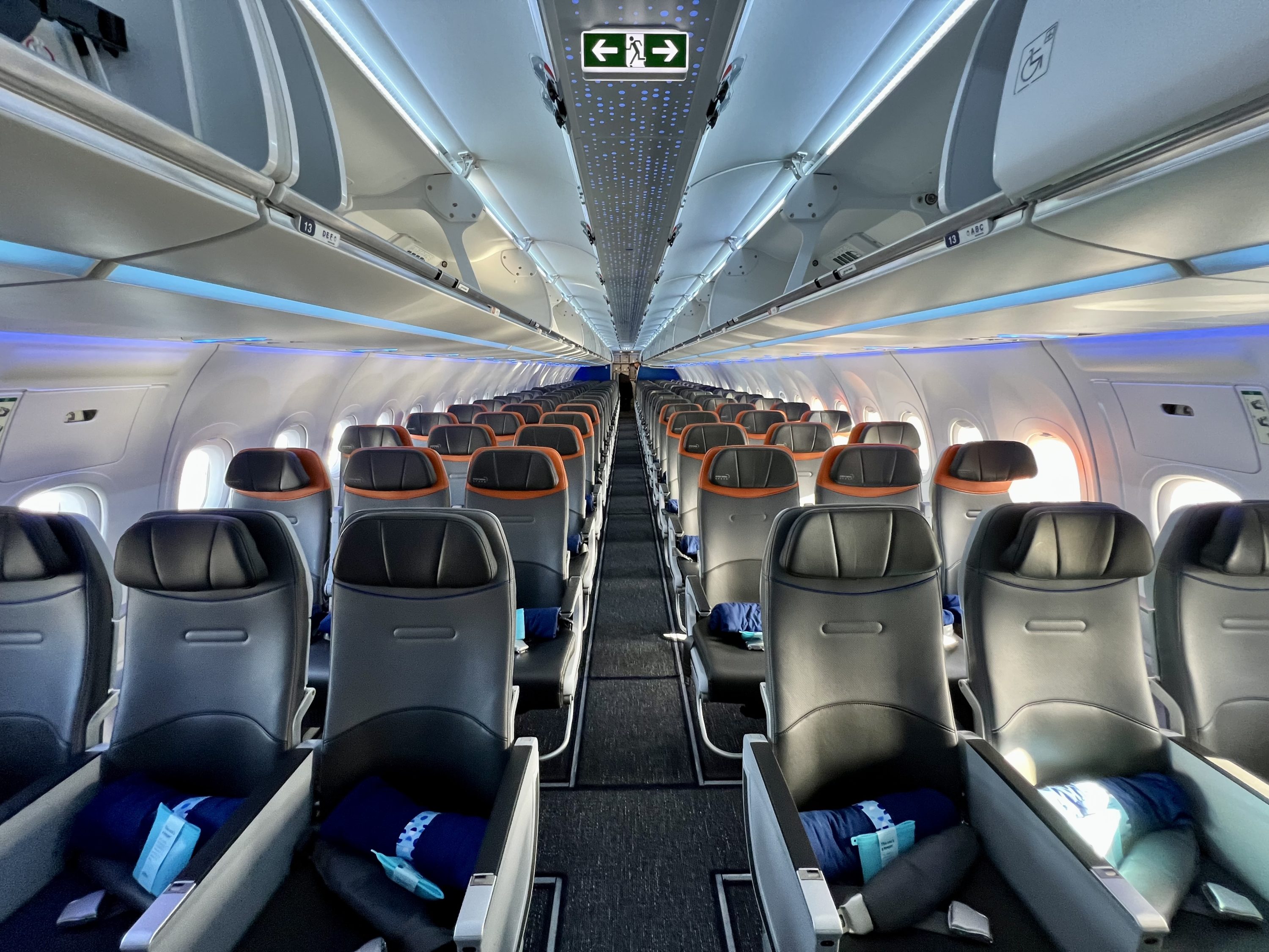 JetBlue Mint A321LR Core cabin
