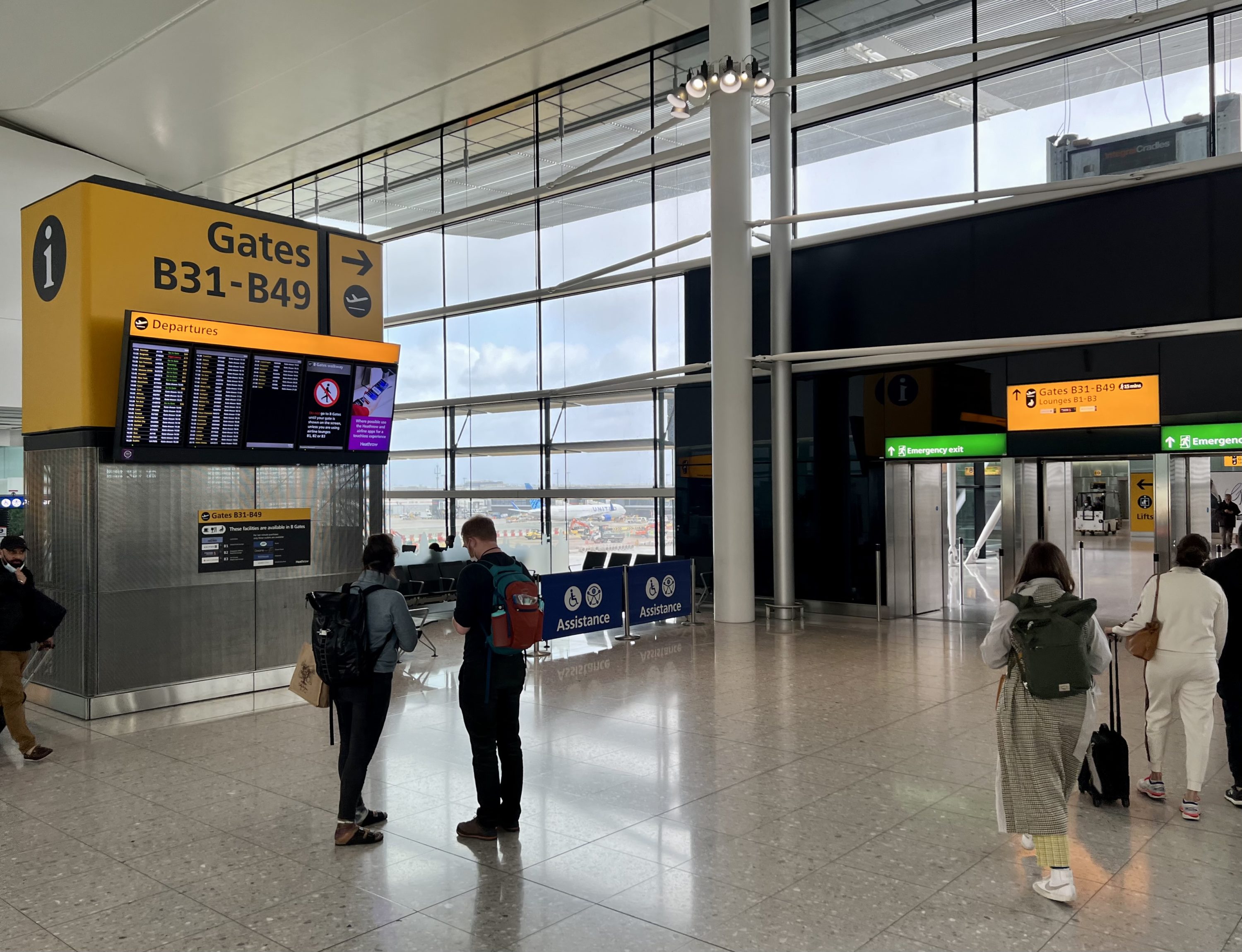 JetBlue Mint A321LR Heathrow Terminal 2 B Gates