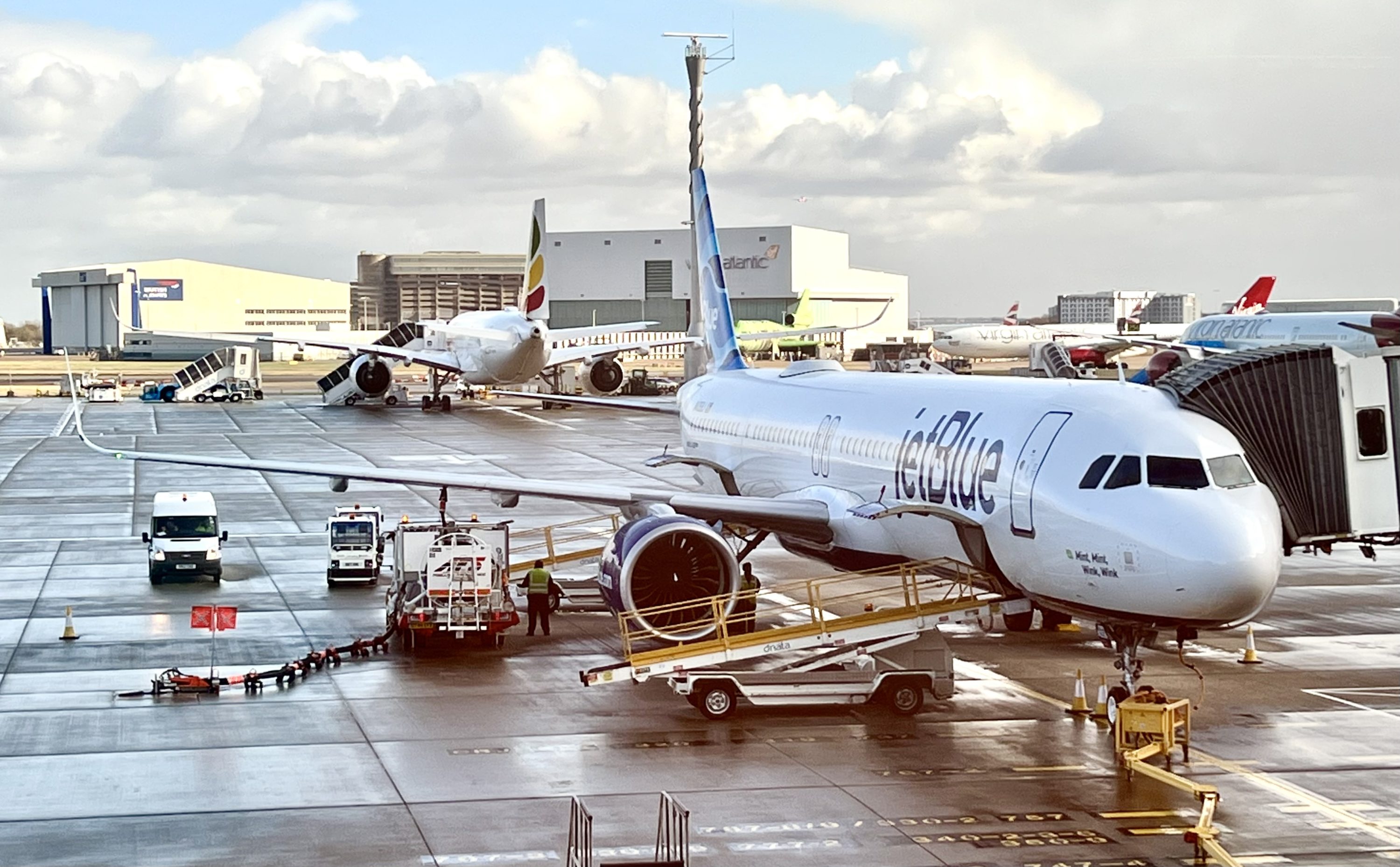 JetBlue Mint A321LR Mint Mint Wink Wink A321LR