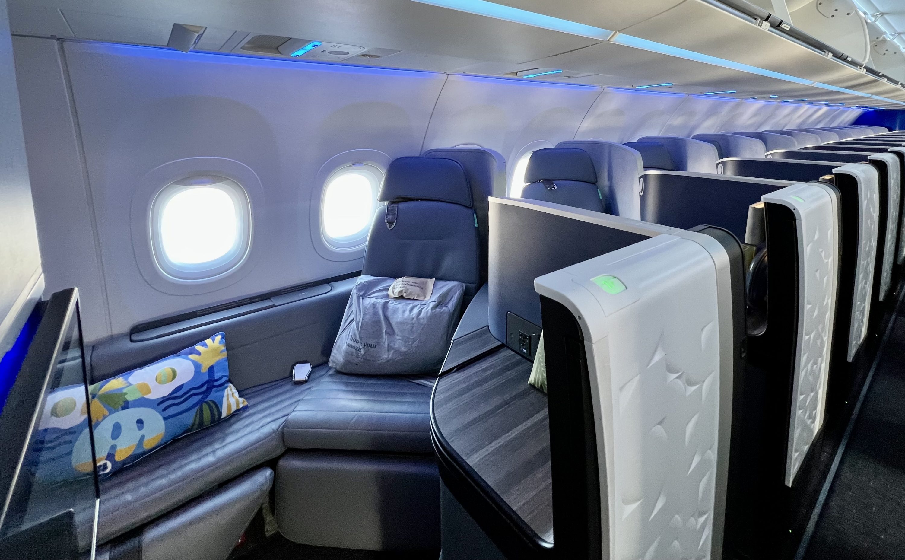JetBlue Mint A321LR Mint Studio and Mint cabin
