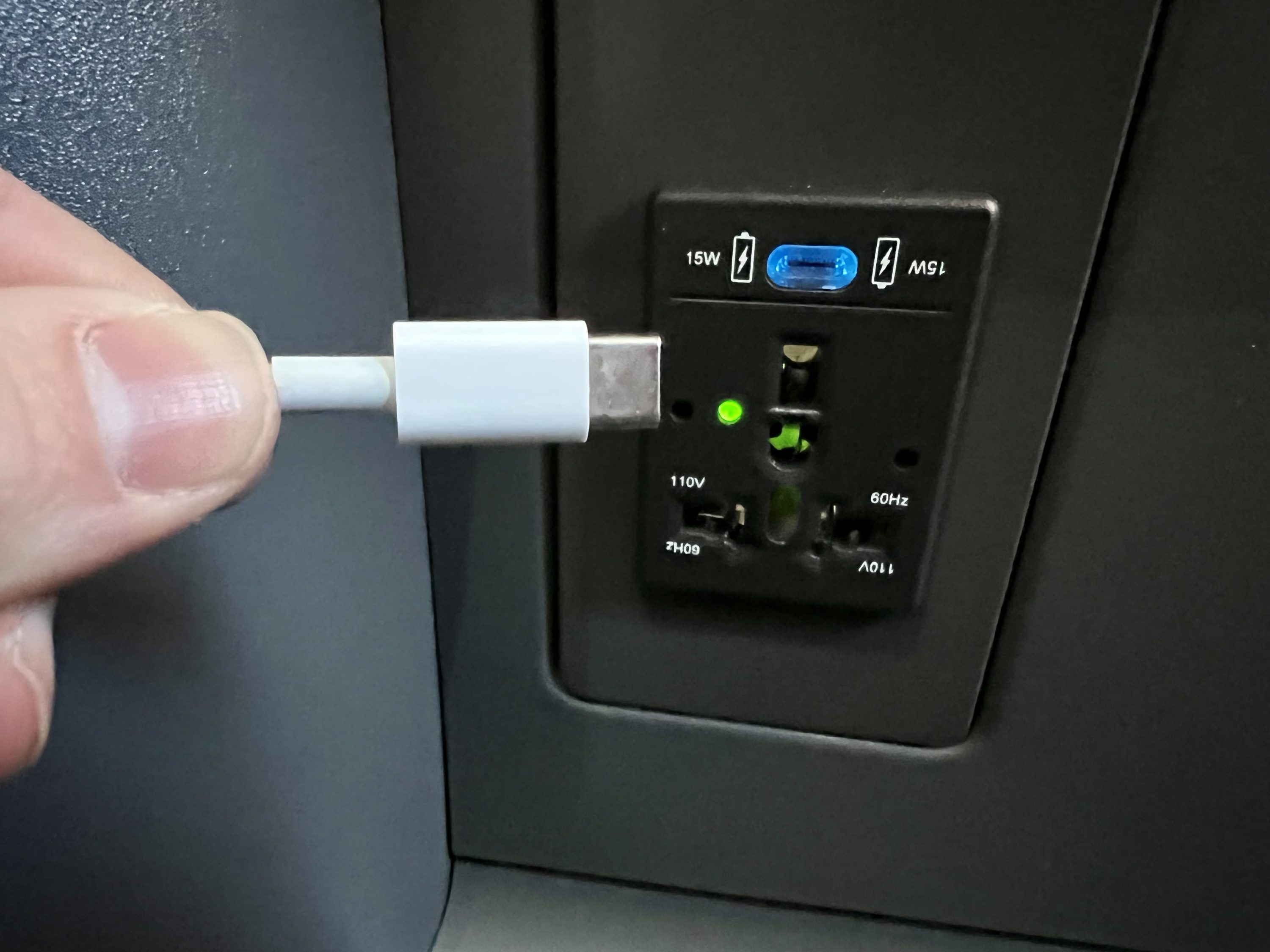 JetBlue Mint A321LR seat USC charge port