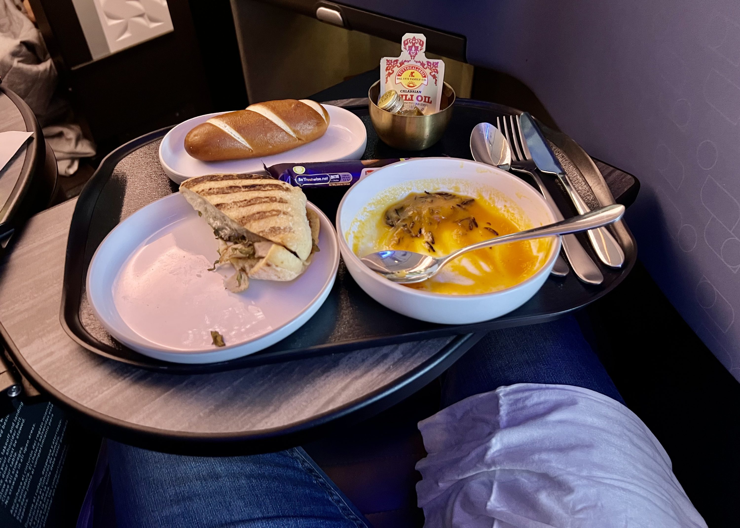 JetBlue Mint A321LR seat tray table