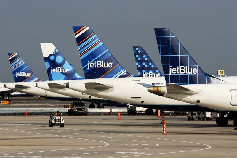 JetBue Tail Fins